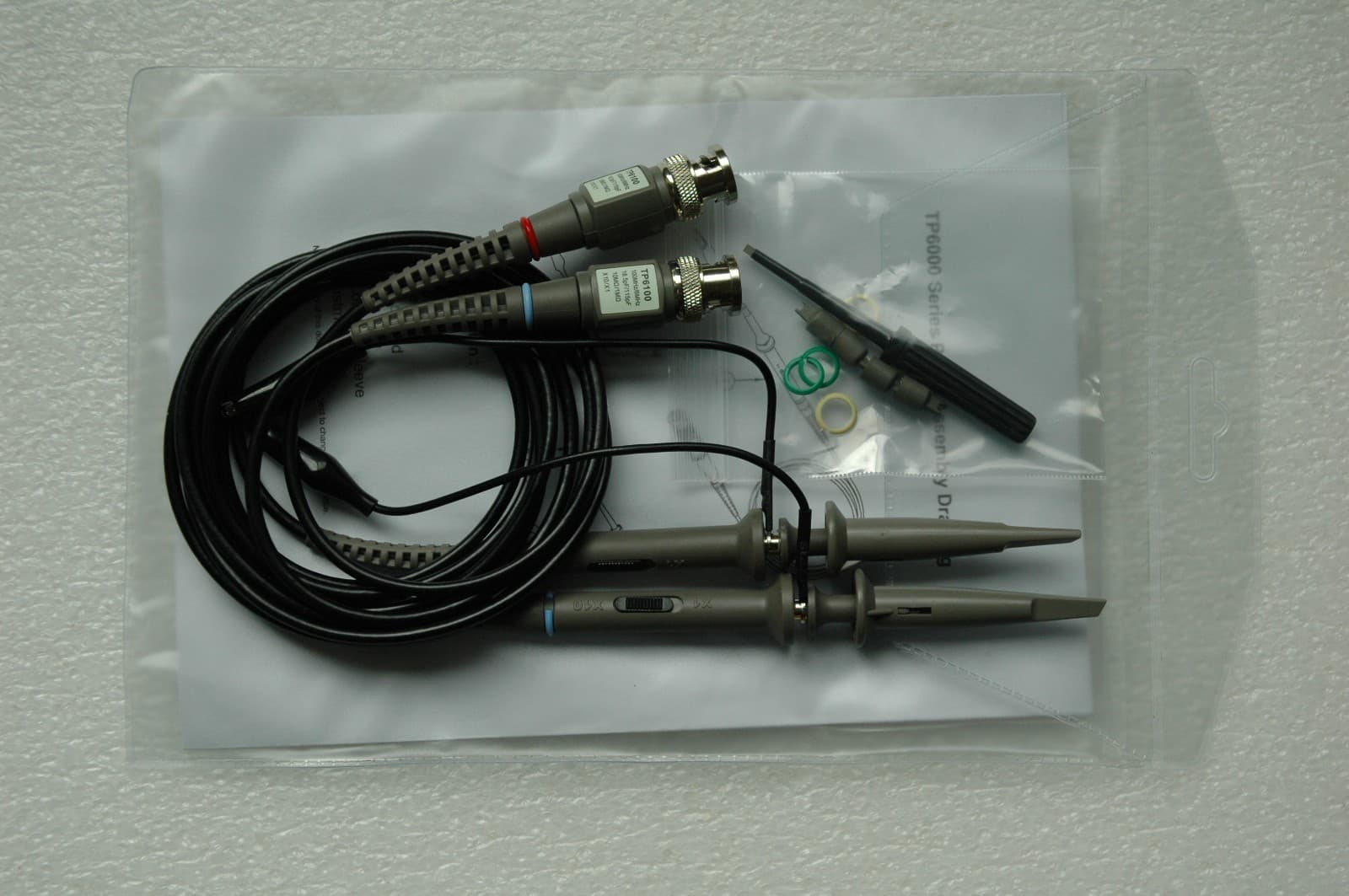 Tektronix 2235 AN/USM488 100MHz Oscilloscope, Two Probes, Power Cord Refurbished 2