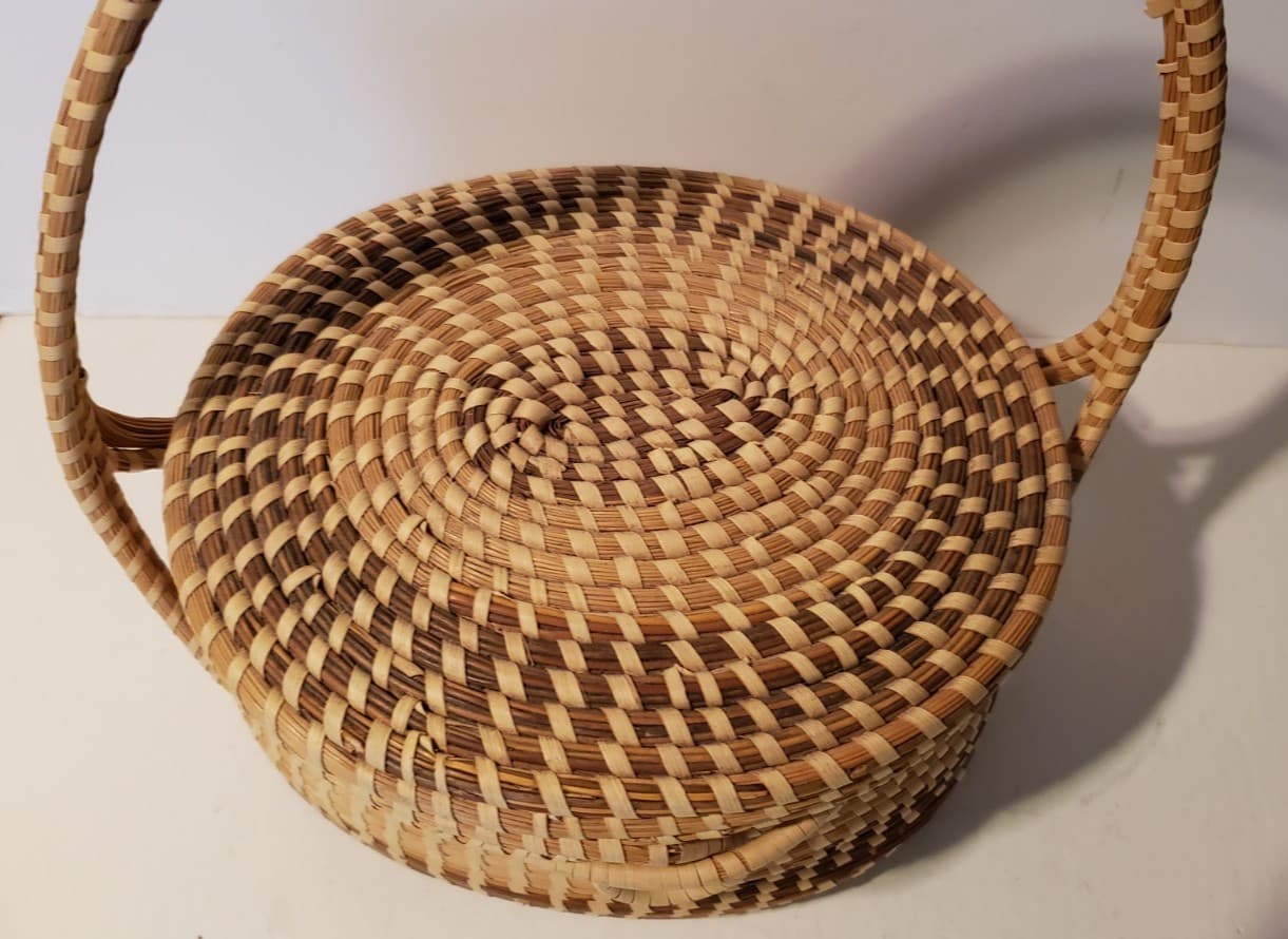 Gullah SC Sweetgrass Large Handled Basket With Attached Lid AS IS 6