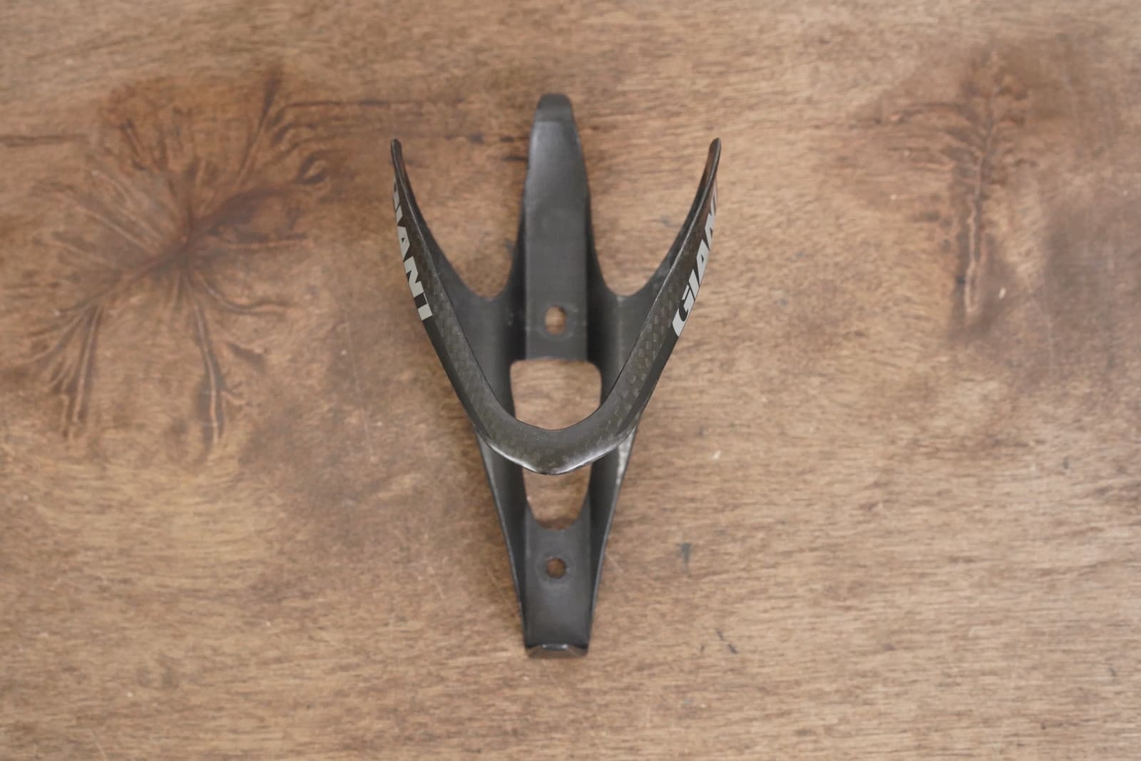 (1) Giant Carbon Water Bottle Cage 24g 3