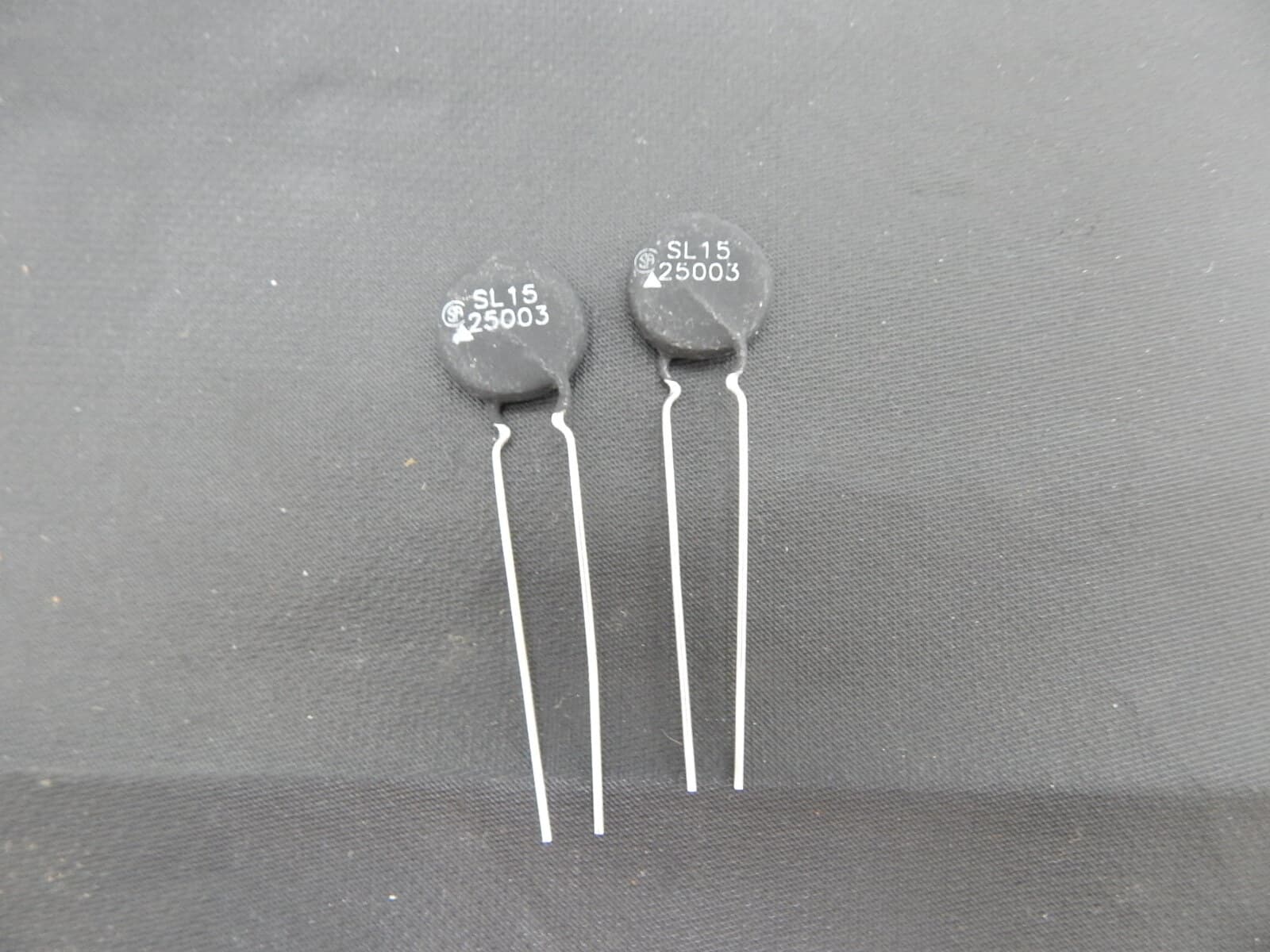 2x AMETHERM SL15-25003 THERMISTOR INRUSH CURRENT LIMITER 3A 25 OHM AT 25C RADIAL