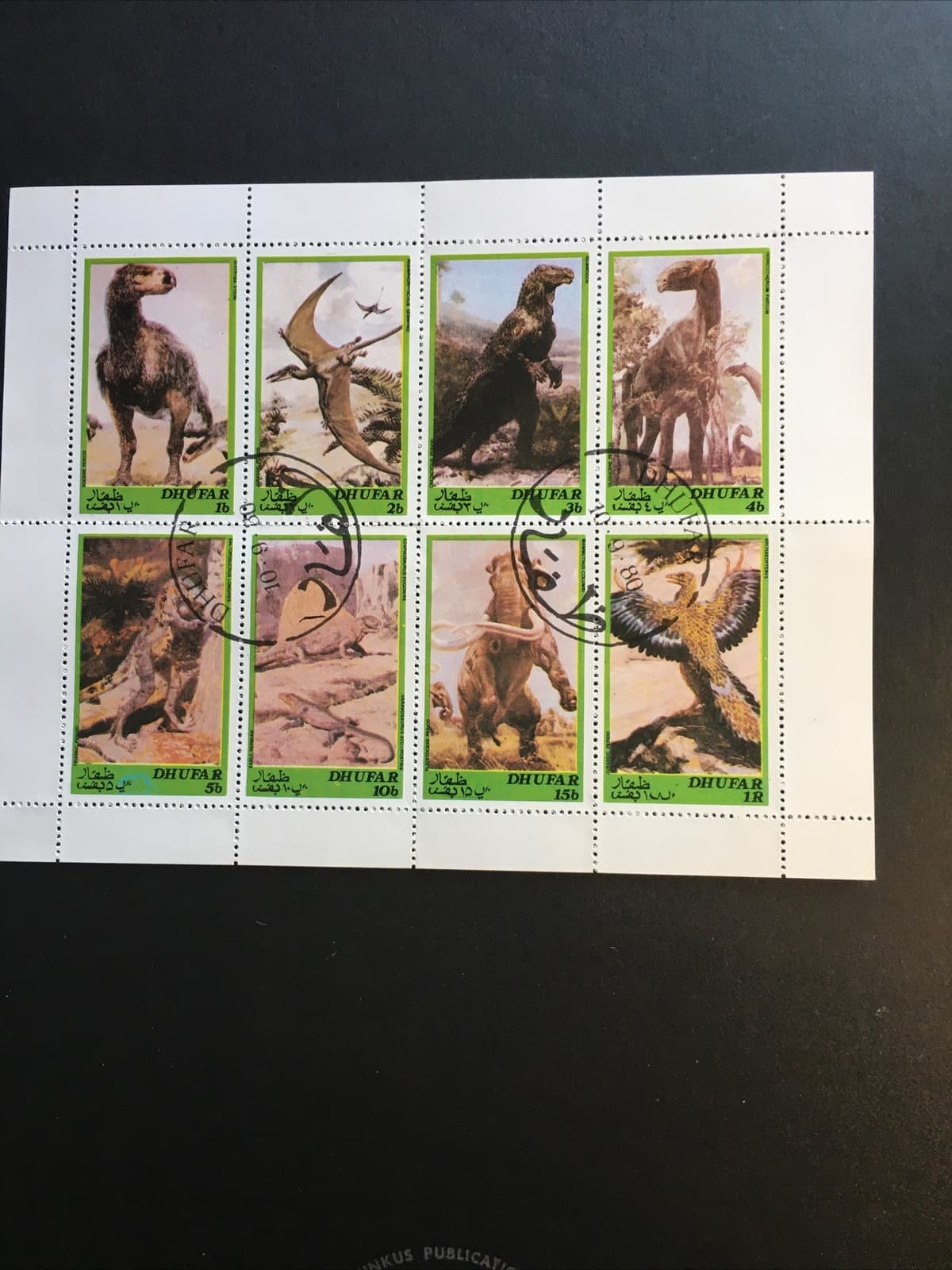 Dinosaurs Mini Sheet Of 8 Used