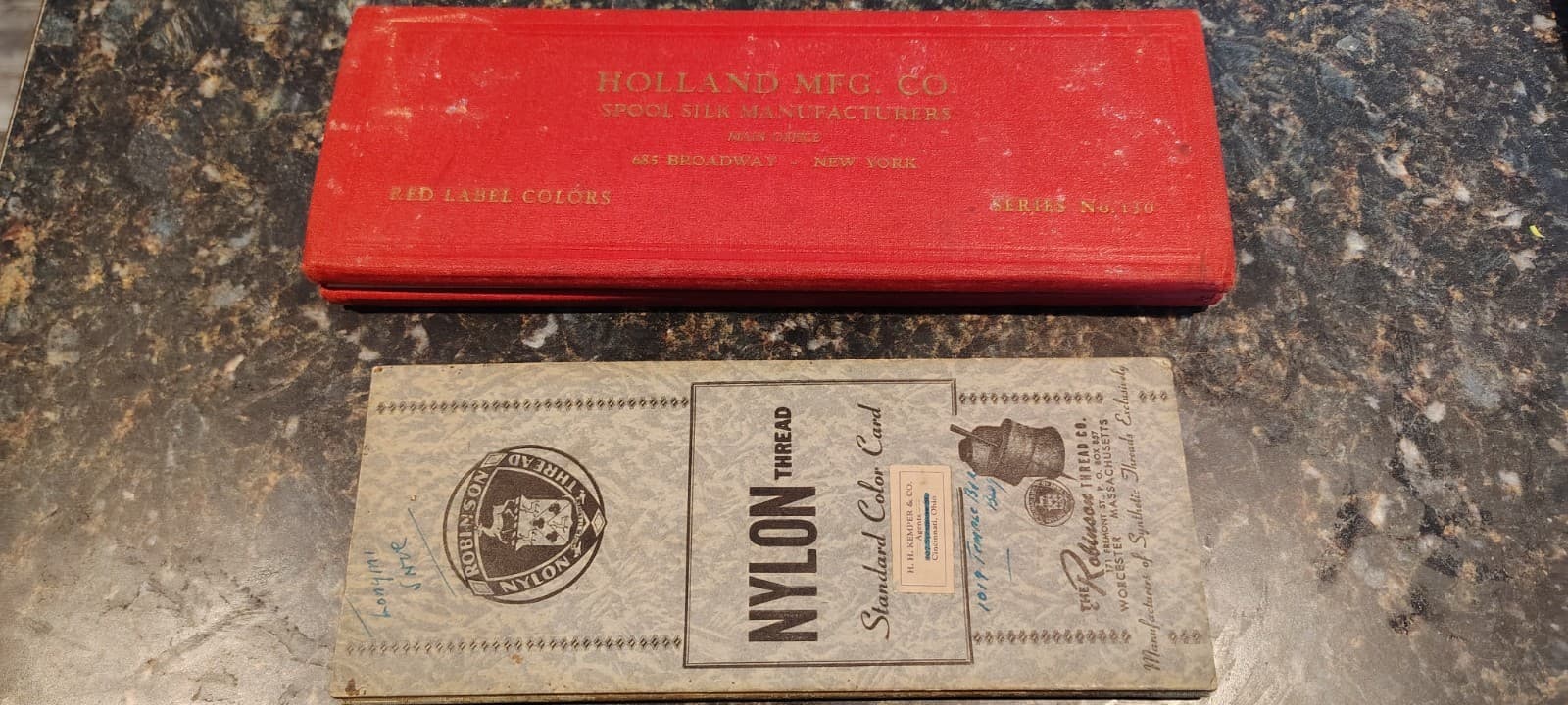 2 ATQ/VTG Nylon & Silk Thread Color Cards