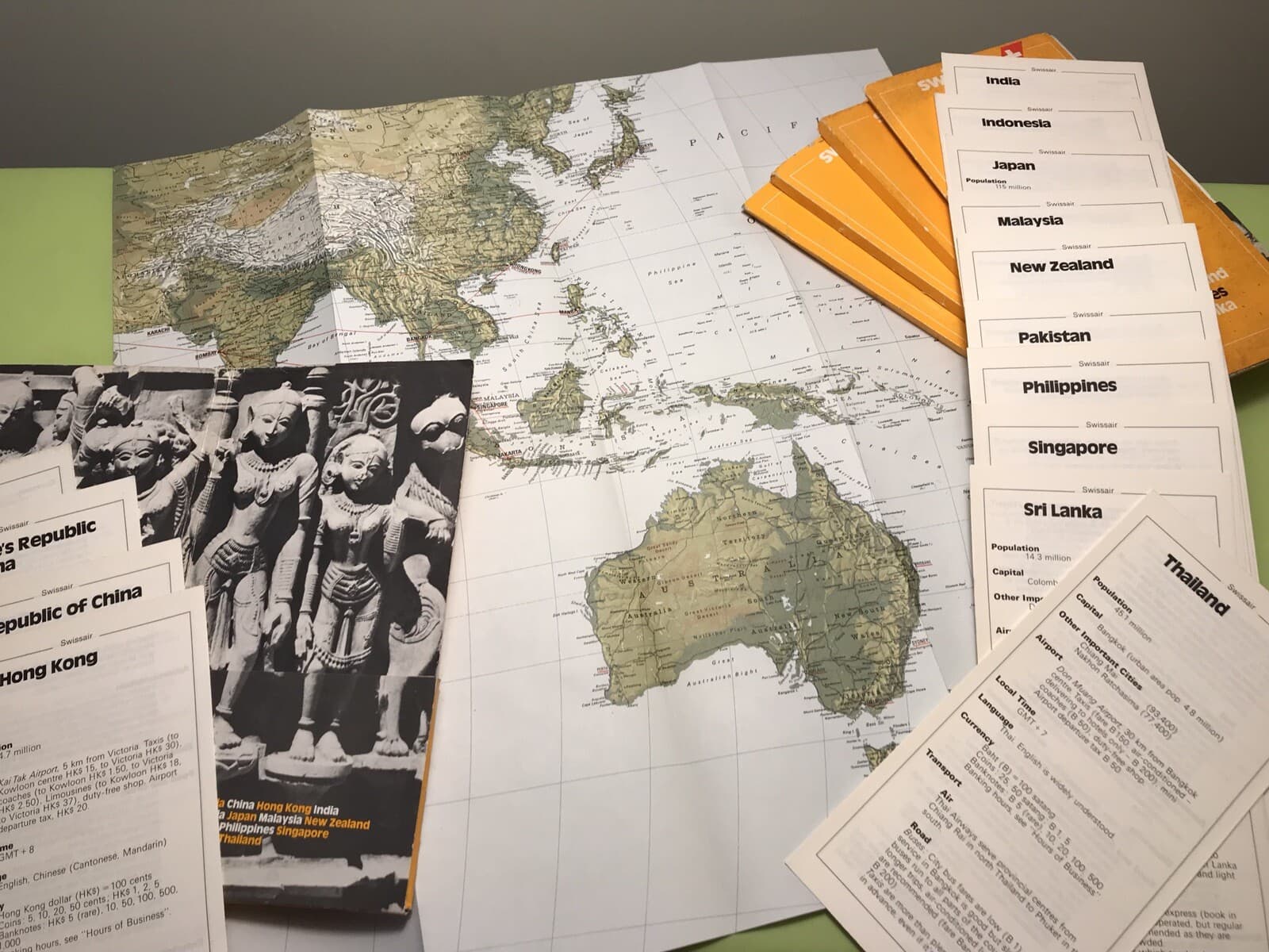 VINTAGE SWISSAIR AIRLINES BIG LOT ROUTE MAP TRAVEL BROCHURE ADVERTISING FLIGHTS 2