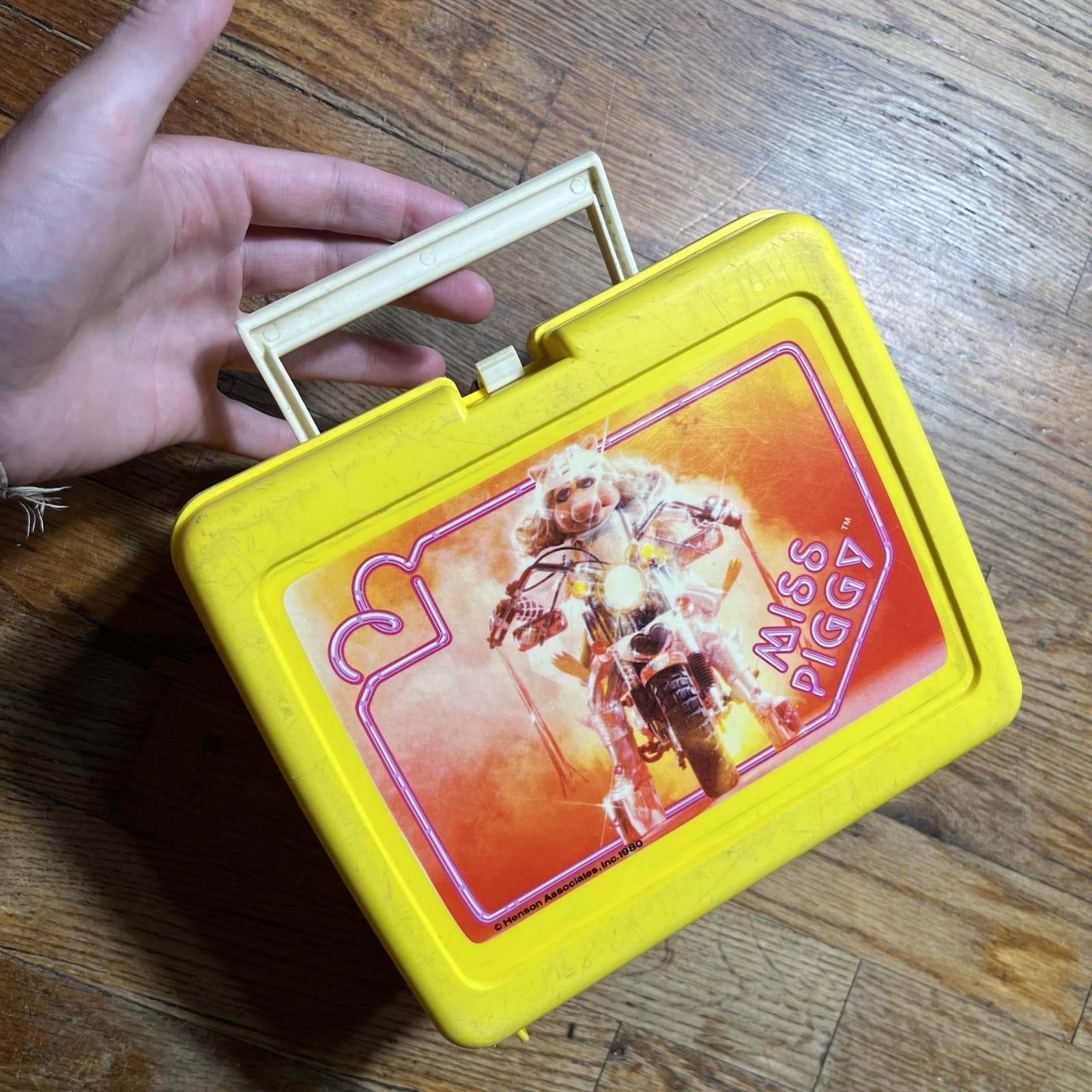 Miss Piggy Muppets Vintage 1980 Plastic Lunchbox No Thermos Henson USA Made 2