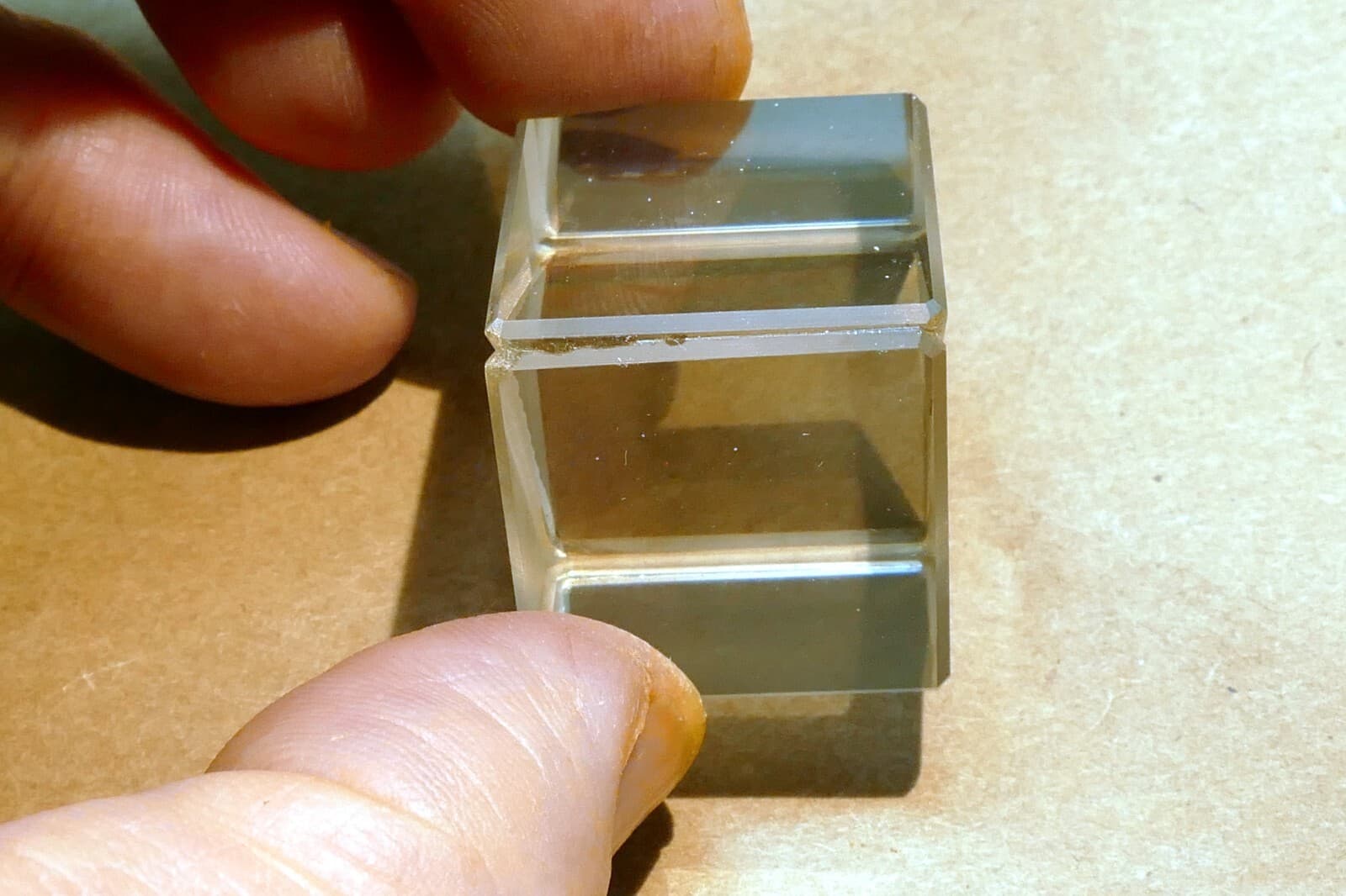 25.6mm Wire Grid Polarizing Cube 1" 400-700nm 6