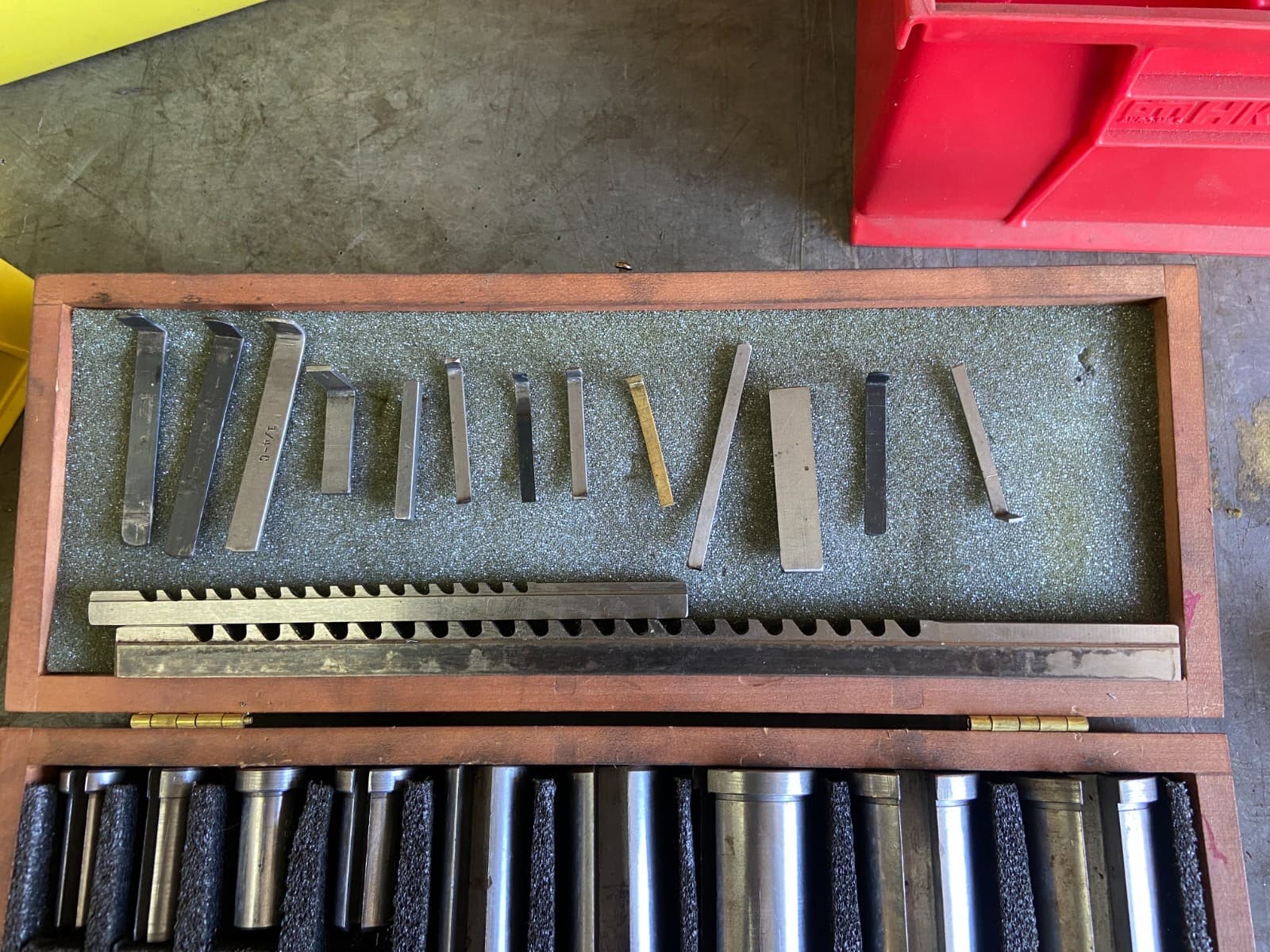 DUMONT MINUTEMAN NO 10 BROACH SET 3