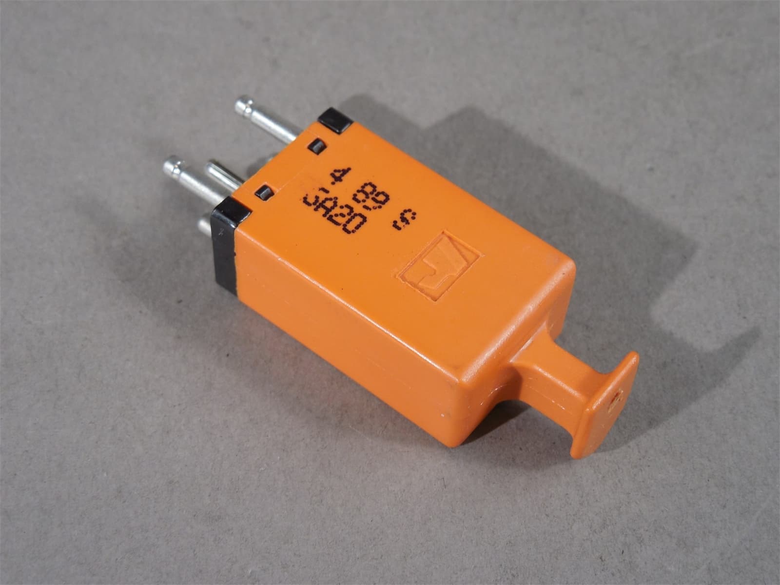 LOT of 12 Reliance 6A20 THERMISTOR GASS FUSE Lightening Arrestor Module NEW 3