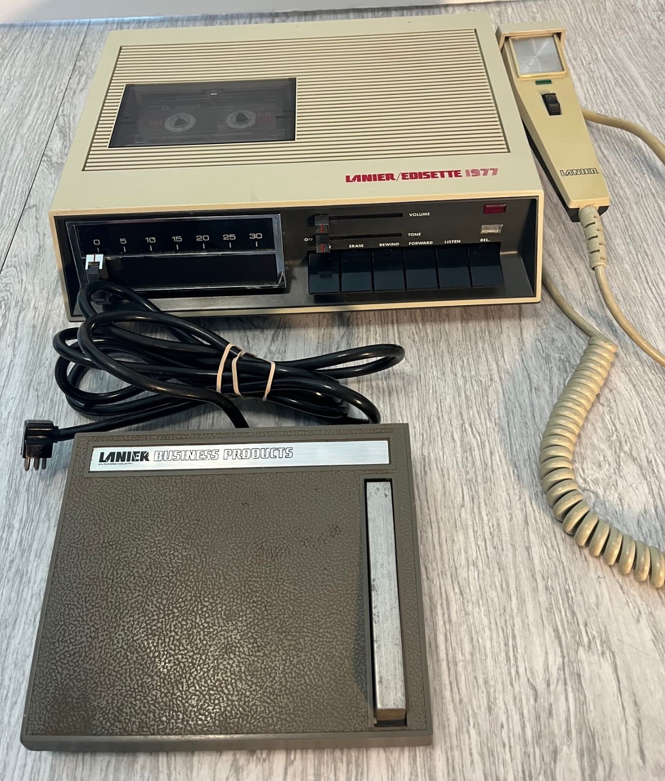 Lanier Edisette 1977 VTG Dictation Machine Tape Recorder W/ Foot Pedal Works