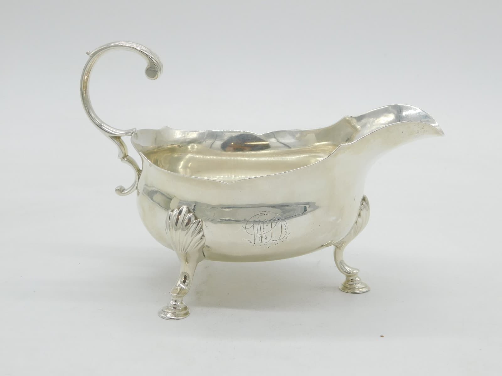 George III Sterling Silver Sauce Boat Antique 1772 London Robert Hennell I 4