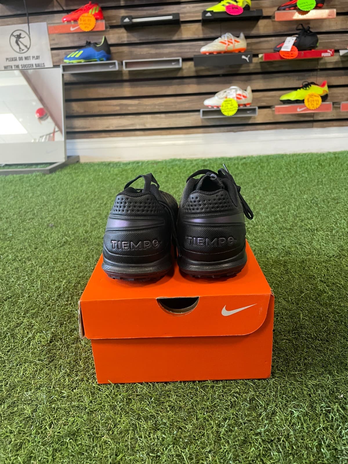 Nike Legend 8 Academy Turf Soccer Shoes US Size 6.5 - Black 3