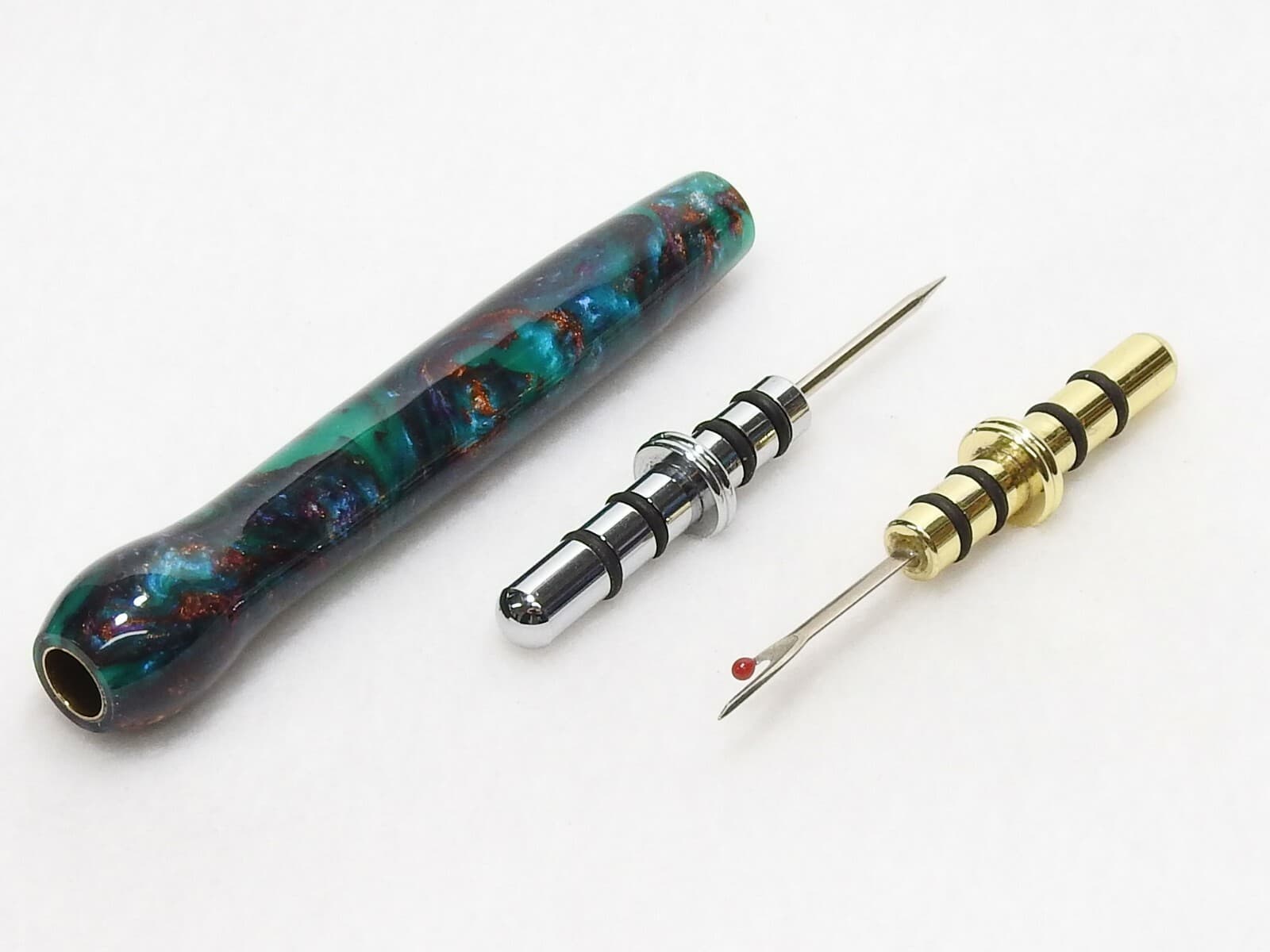 Handmade Double Seam Ripper w/Sewing Stiletto, Frog Pebble Green Crush Acrylic 4