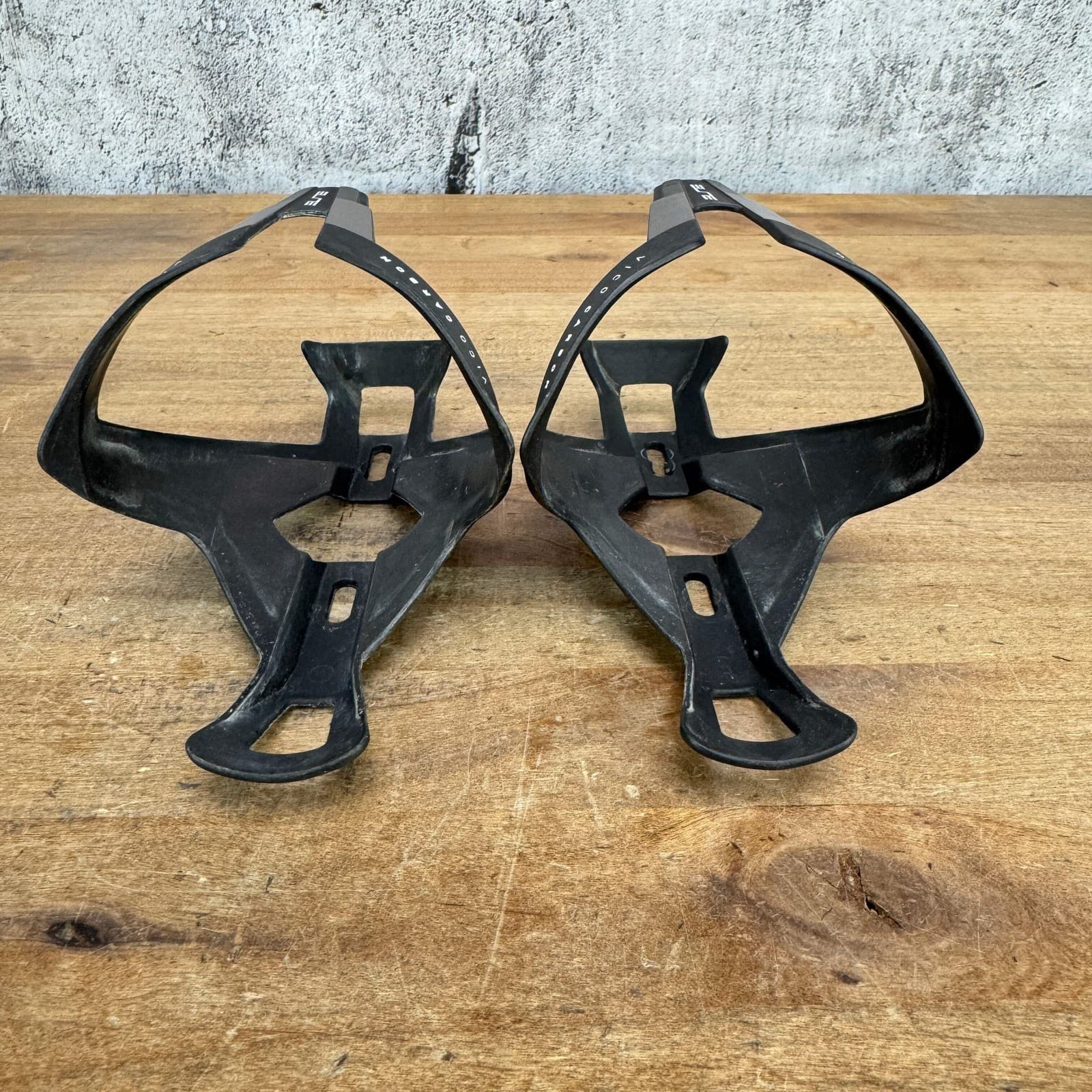 Low Mile! Elite Vico Carbon Pair Black Bike Water Bottle Cages 49g 6