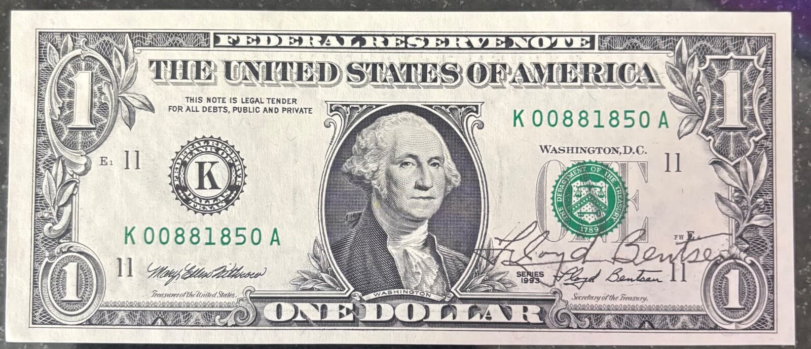 Lloyd Bentsen autographed un-circulated dollar bills 5
