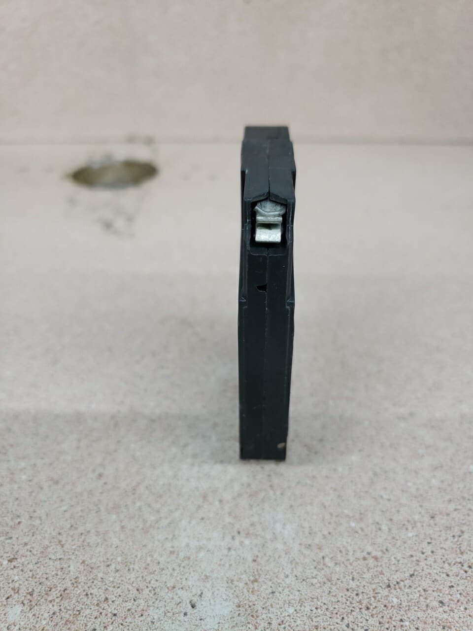 General Electric THQP115  Circuit Breaker 1 Pole 15 Amp 120V 3