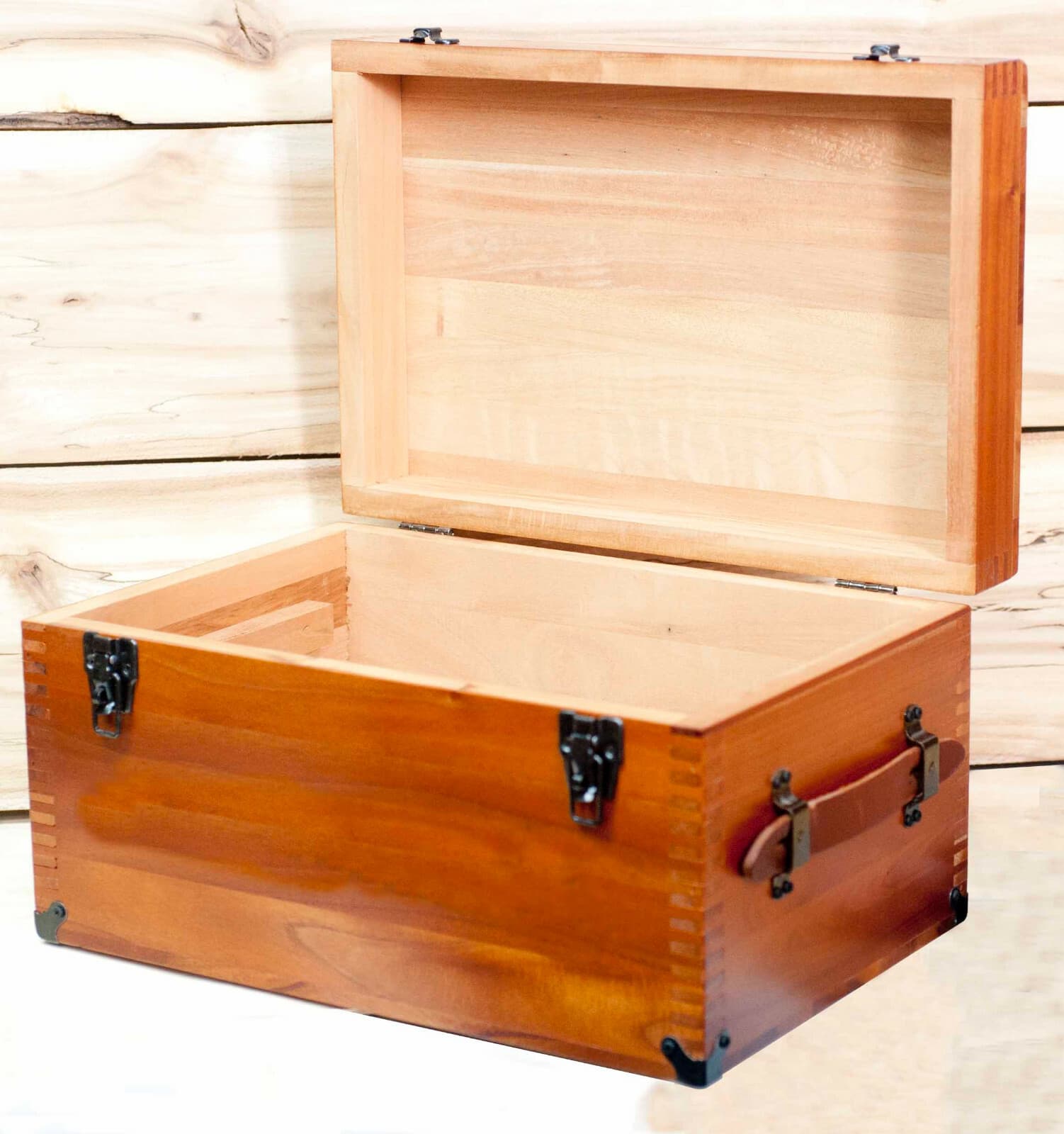 7-0032C Cedar Chest | Cedar Keepsake Box | Wooden Box | Aromatic Cedar Trunk 2