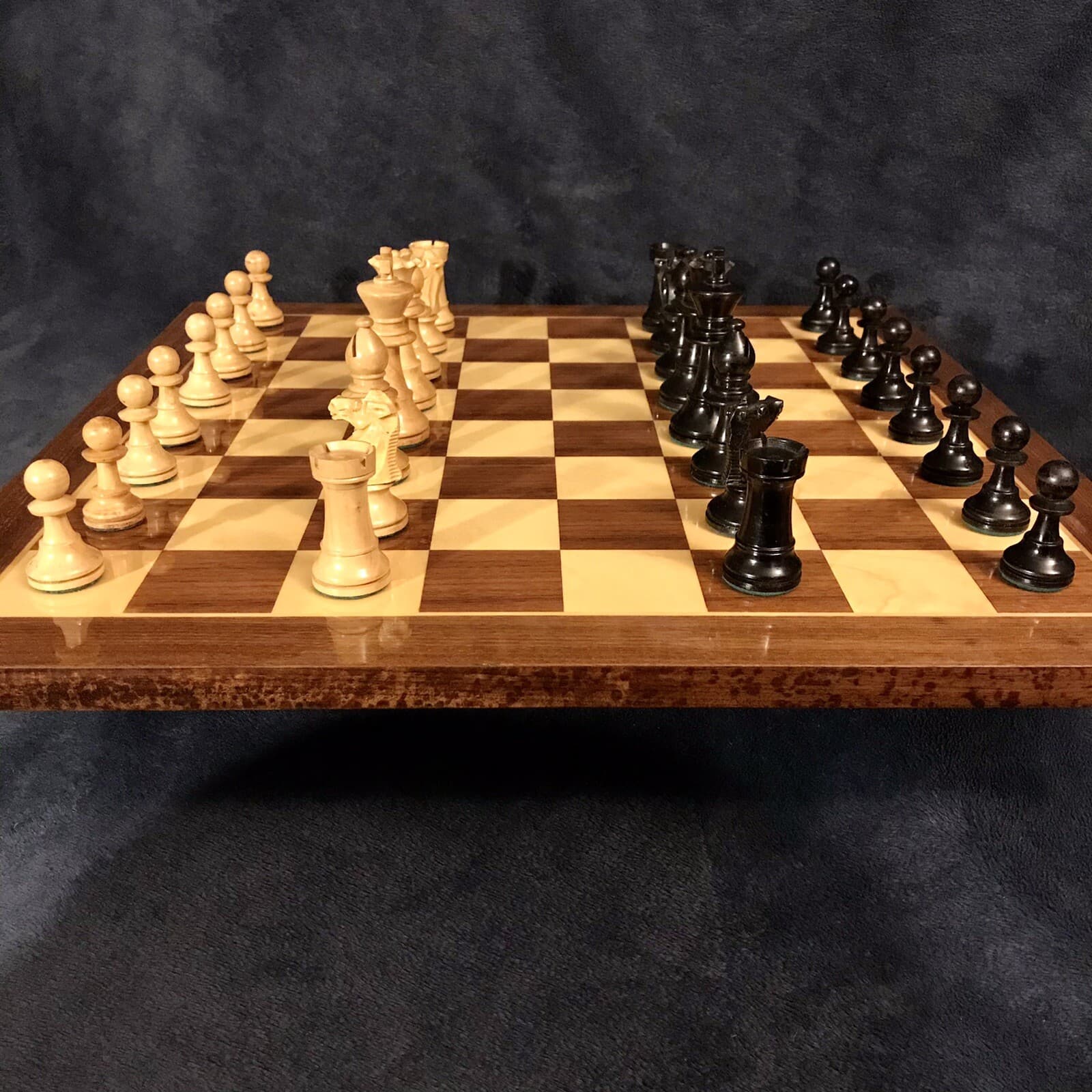 Vintage French Tan & Black Boxwood Chess Set 3.65”K + Case 5