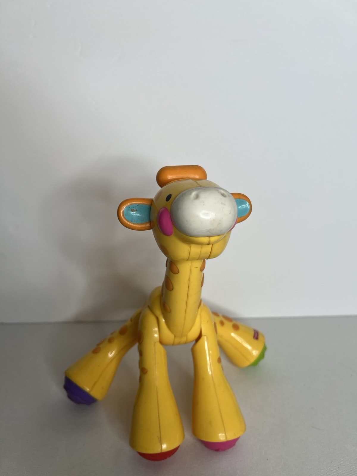 Fisher Price Amazing Animals Clicking Giraffe  Sensory Click Toy-9""