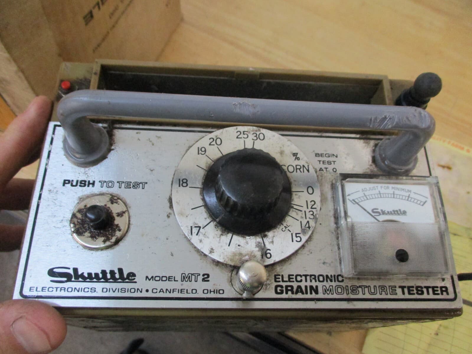 Vintage Shuttle Mt2 Grain Moisture Tester Collectible Agricultural Tools 2