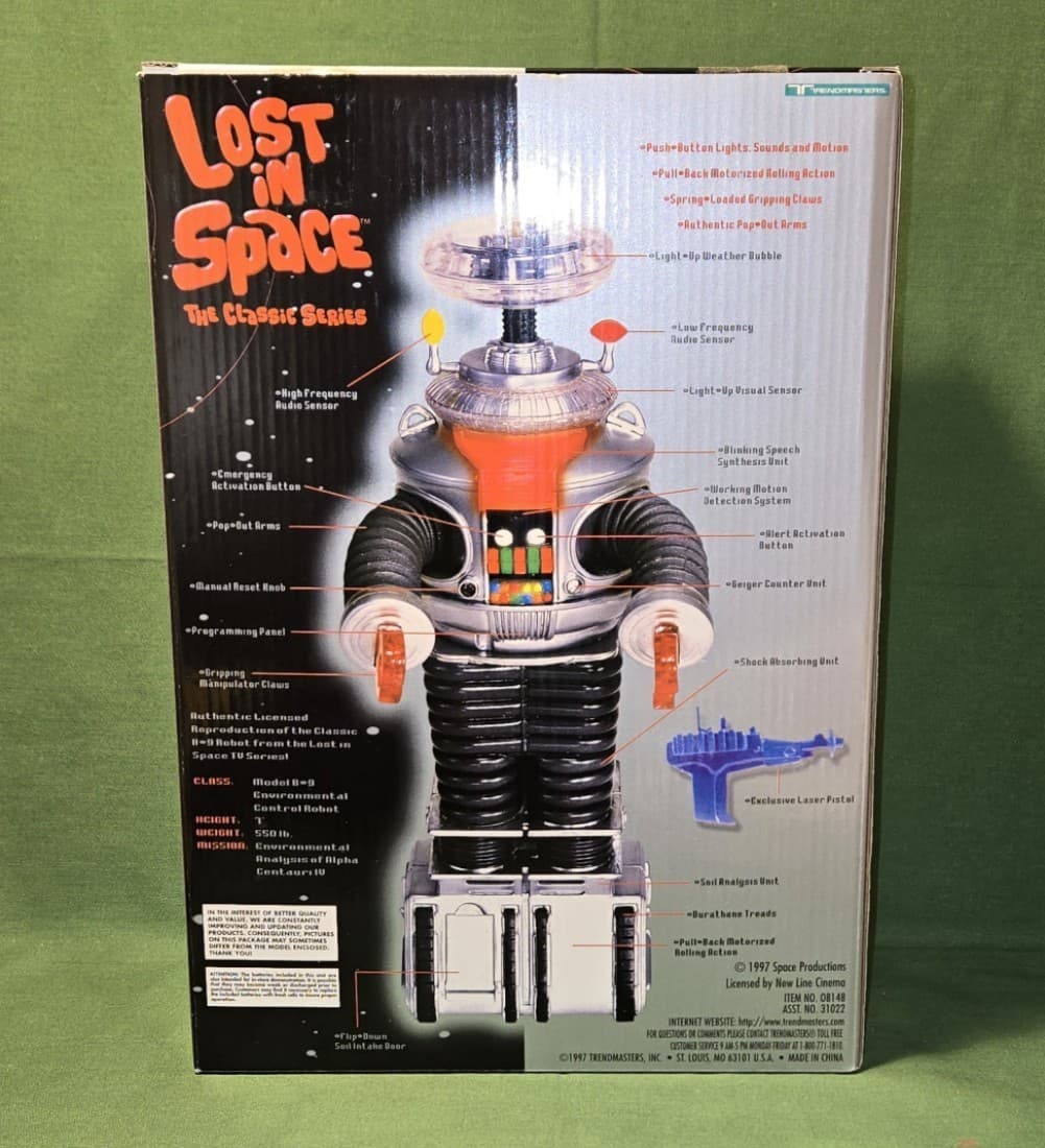 1997 Trendmasters Lost In Space B-9 Robot Lights, Sounds, Motion 2