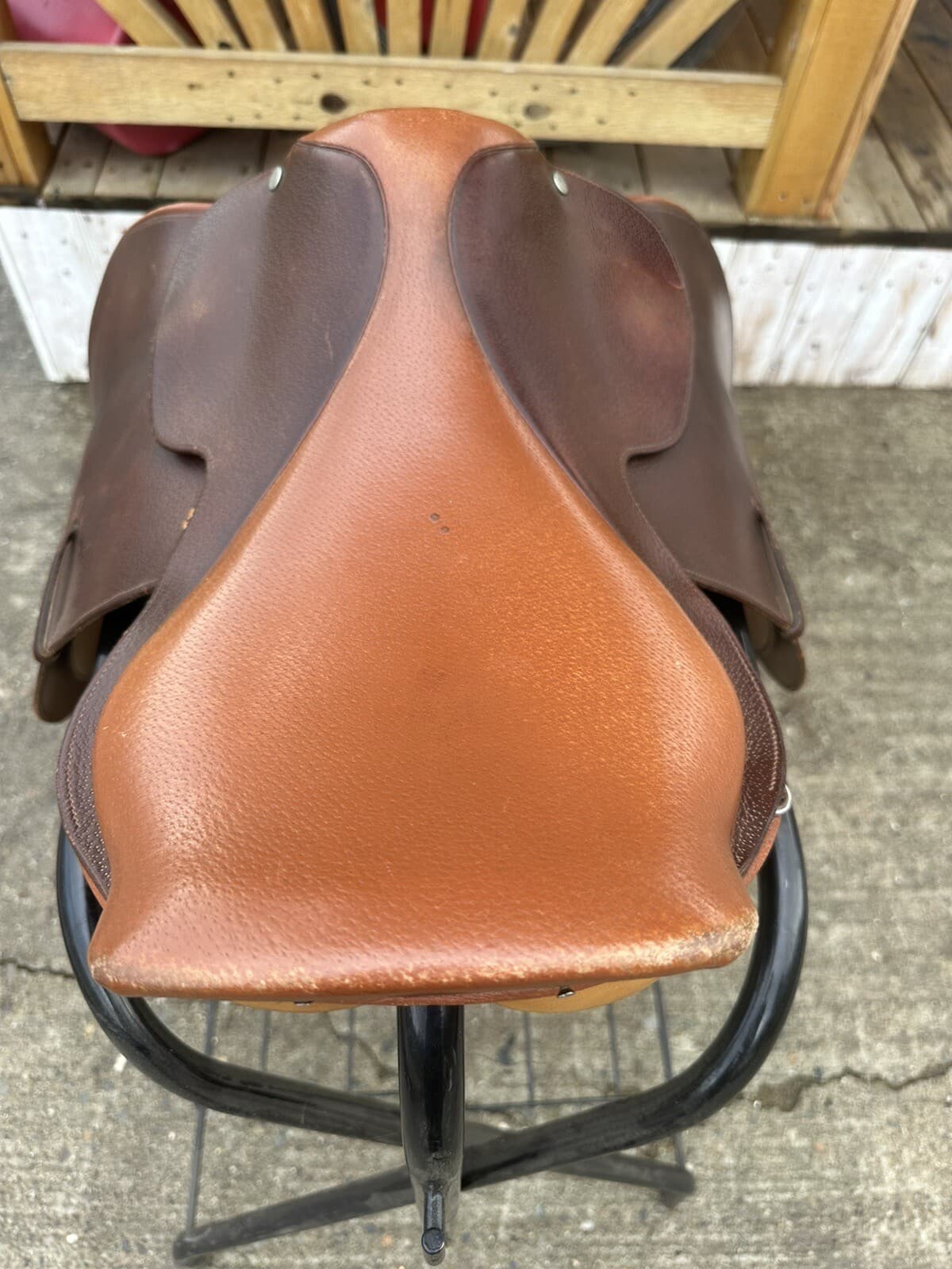 Horse Tack - 16 1/2” Crosby Prix de Nations Close Contact English Saddle 4