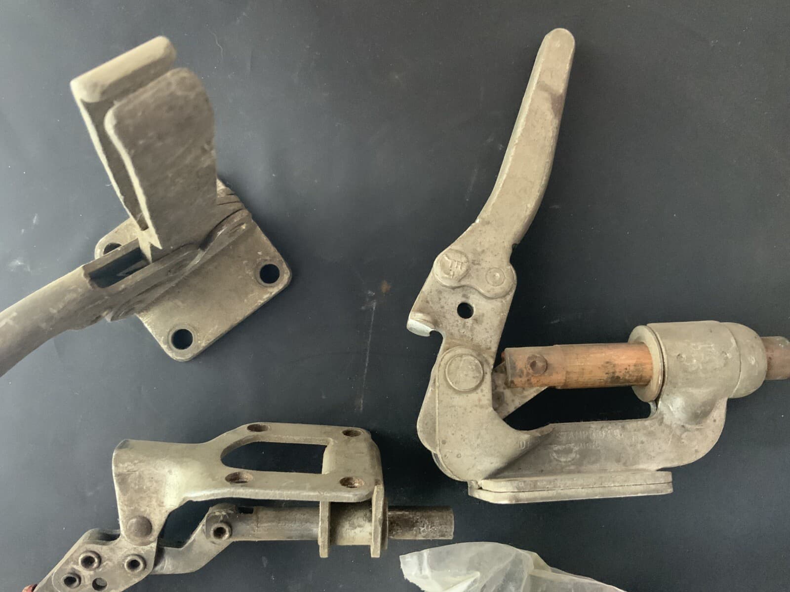 mixed Lot of 4 Destaco clamps 6