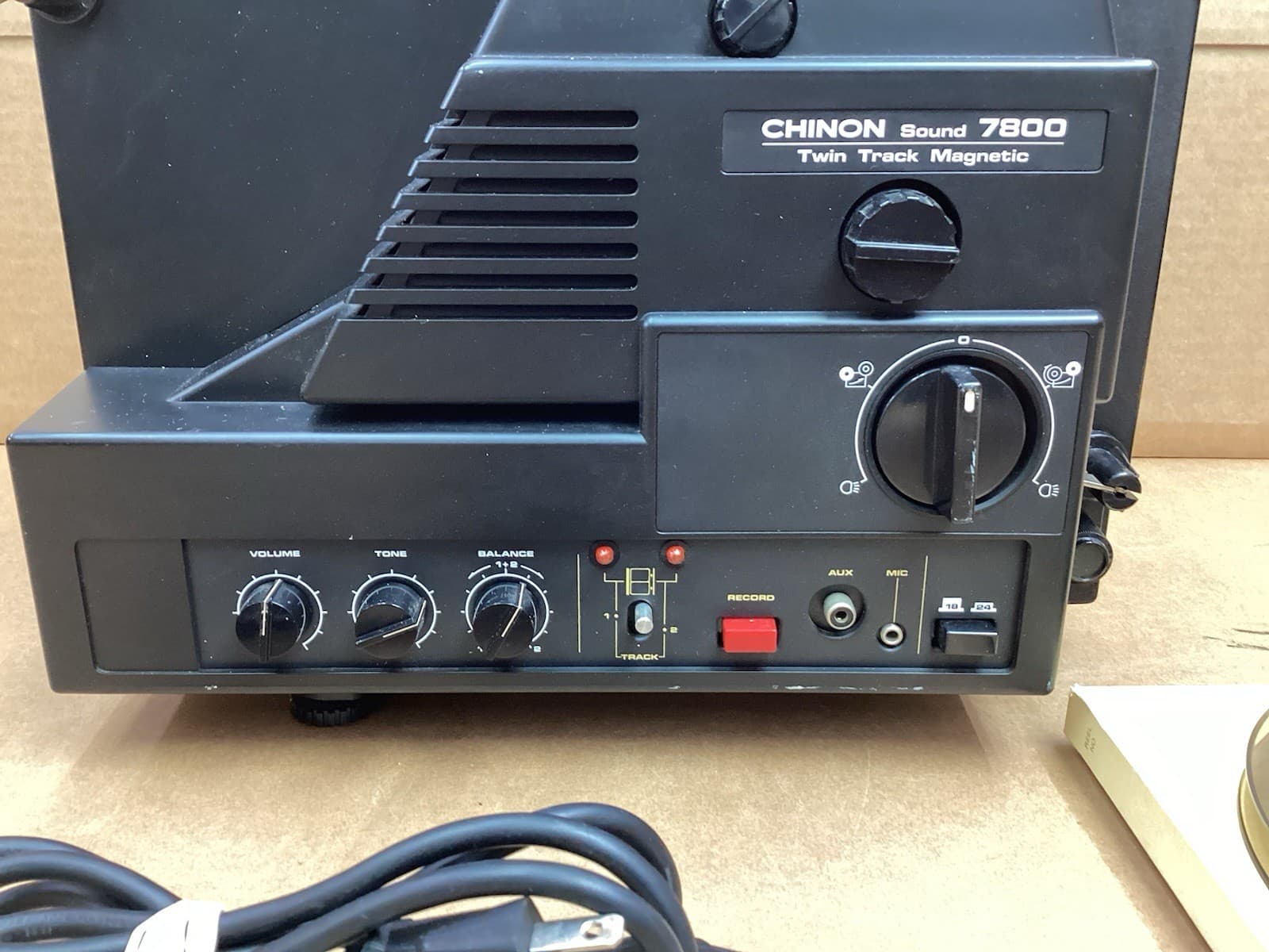 Chinon Sound 7800 Twin Track Magnetic 8MM Projector Vtg Turns On Spins 1 Reel 4