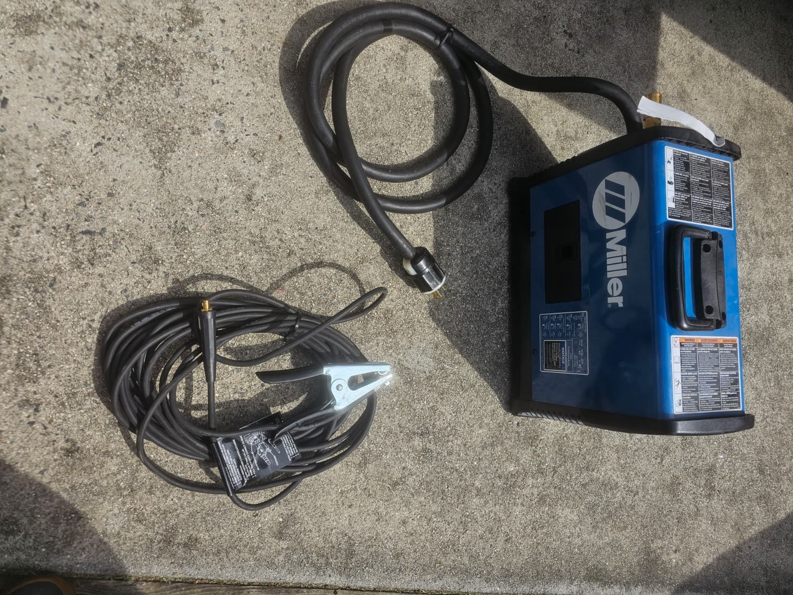 907584004 Miller Spectrum 875 Auto Line Plasma Cutter with Torch and Consumables 3