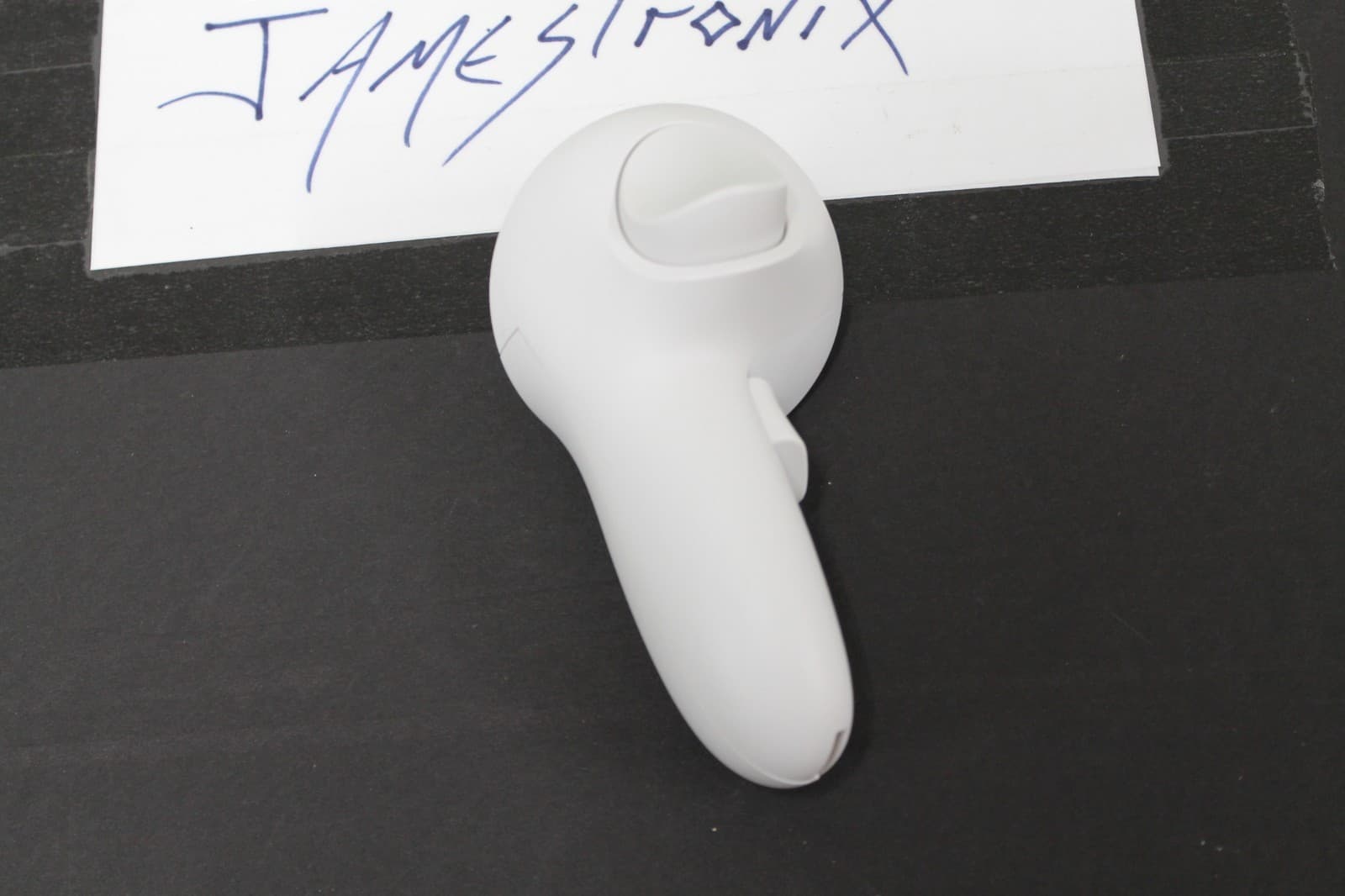 Genuine Meta Quest 3 / 3S VR RIGHT Controller ONLY (Right Hand) 3