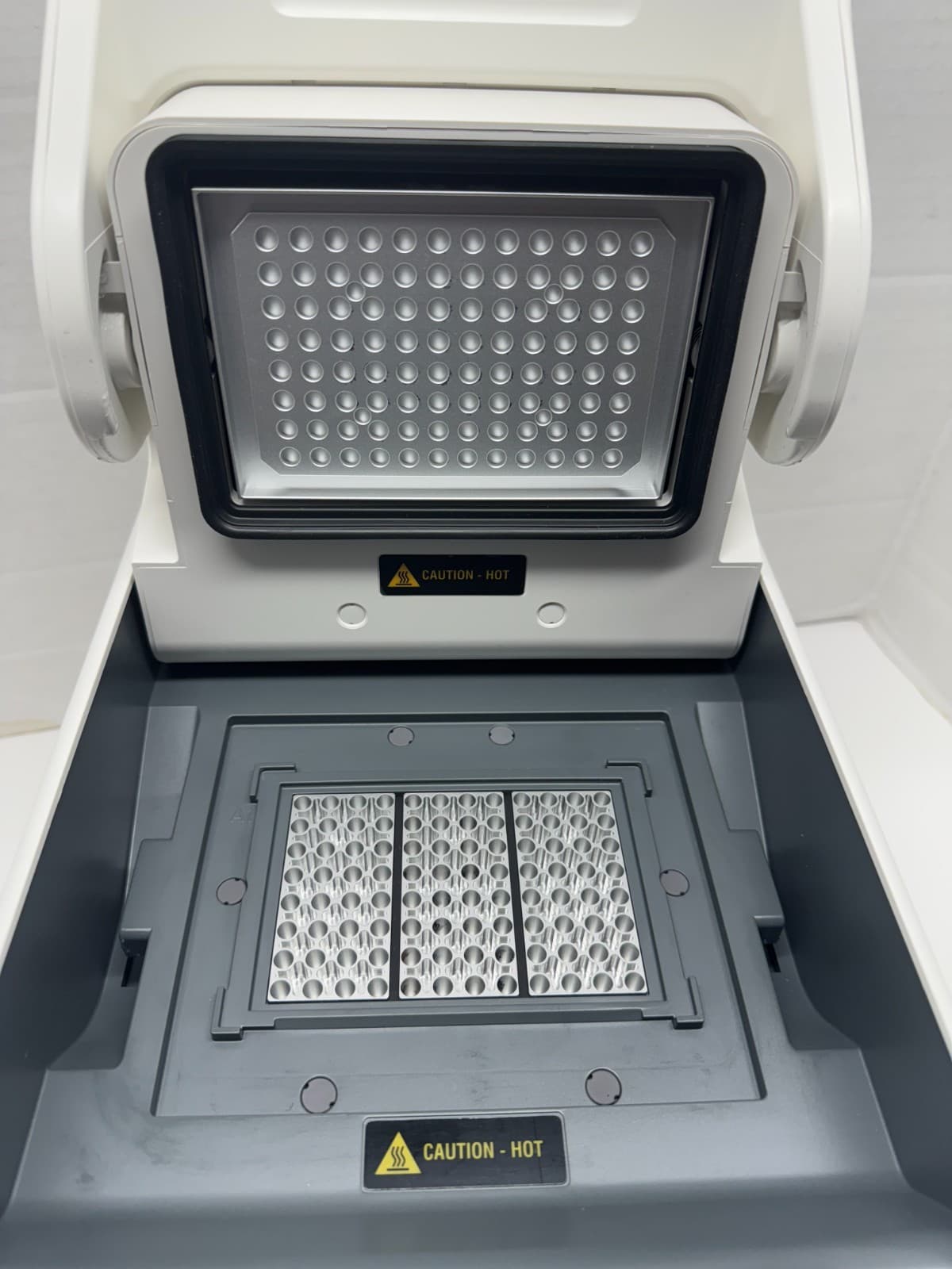 Applied Biosystems A24812 SimpliAmp 96-Well  PCR Thermal Cycler 6