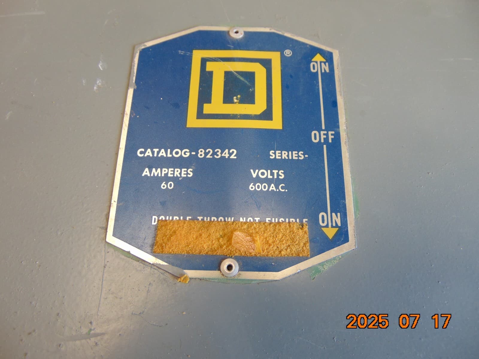 SQUARE D 82342 SER A1 60A NON-FUSIBLE DOUBLE THROW SAFETY SWITCH 600VAC 2