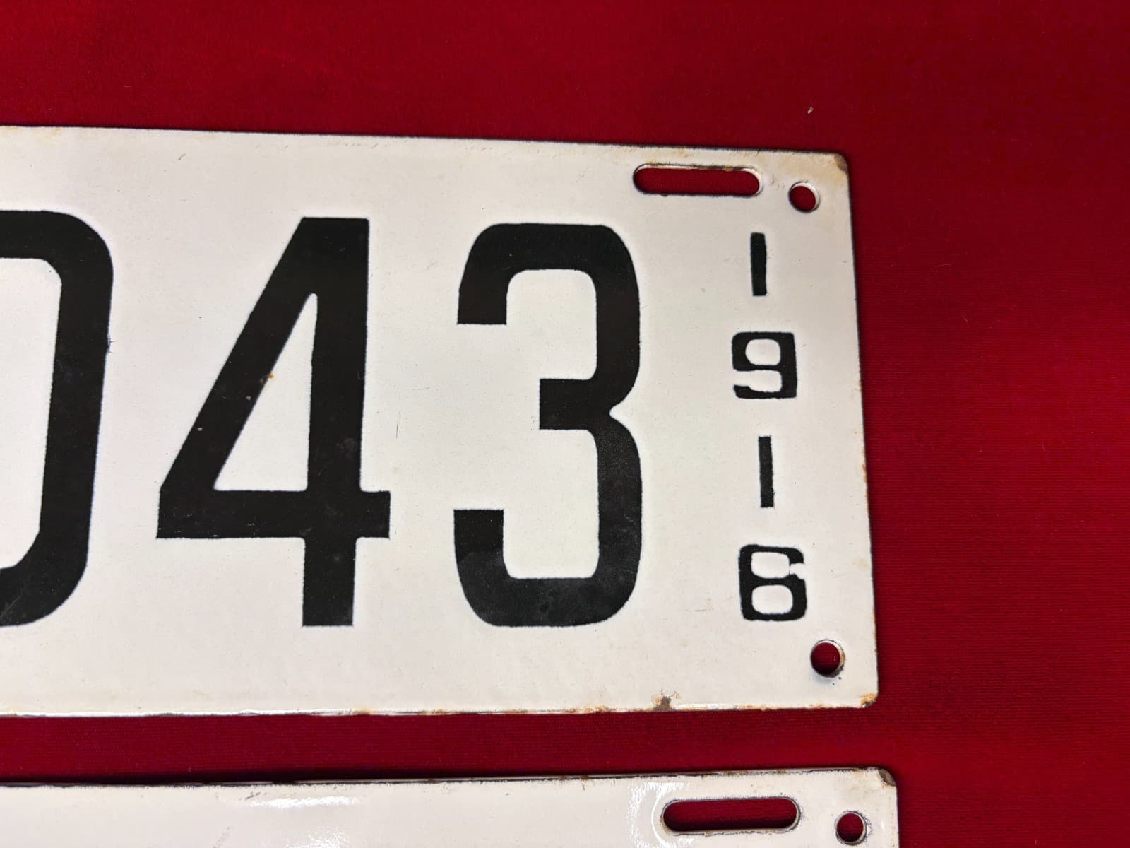 "1916 Connecticut" Porcelain License Plates (Matching Set of 2) **READ LISTING** 3