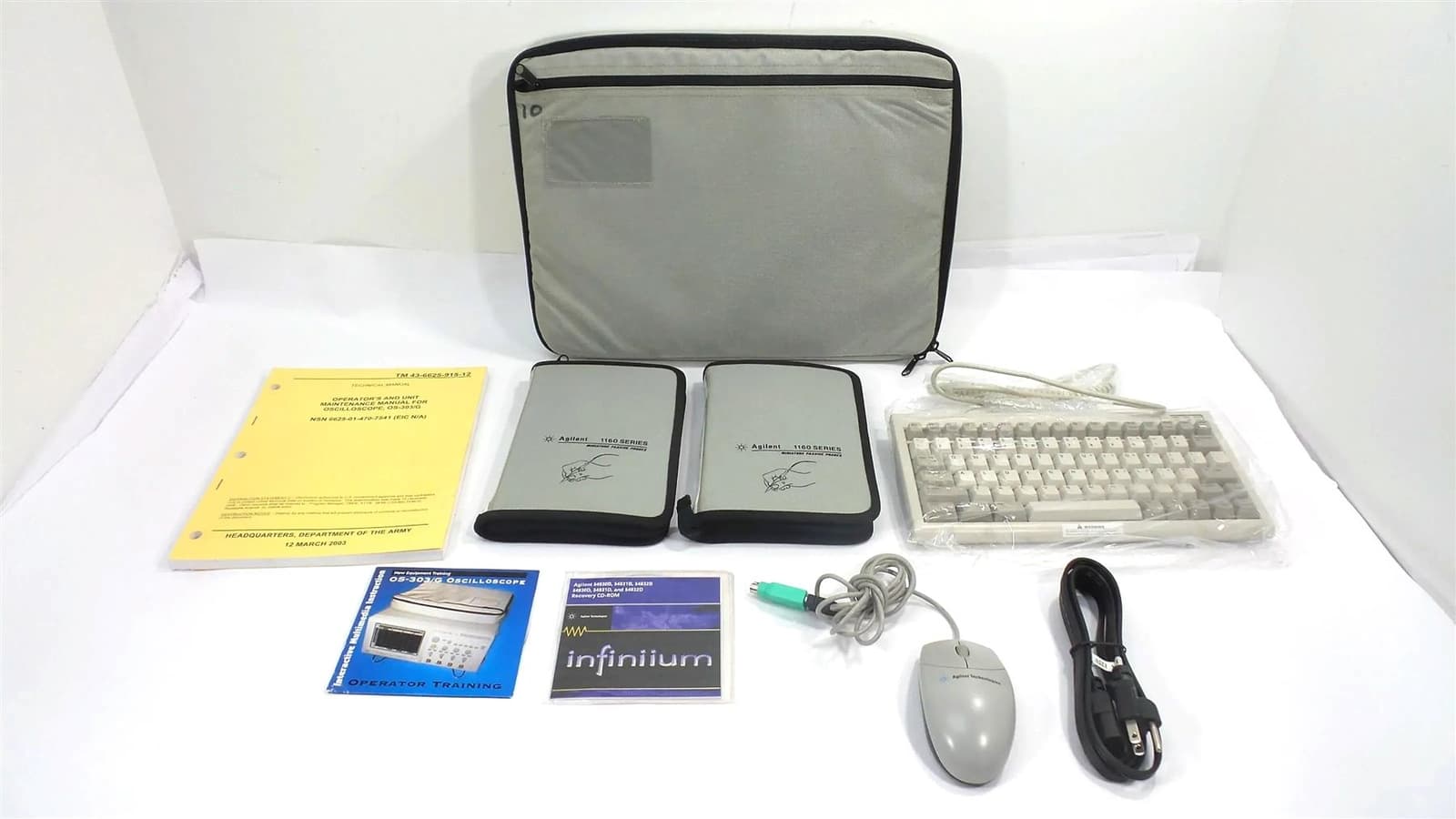 Agilent 54831M Infiniium Oscilloscope 600 MHz 4 GS/a with Accessories 6