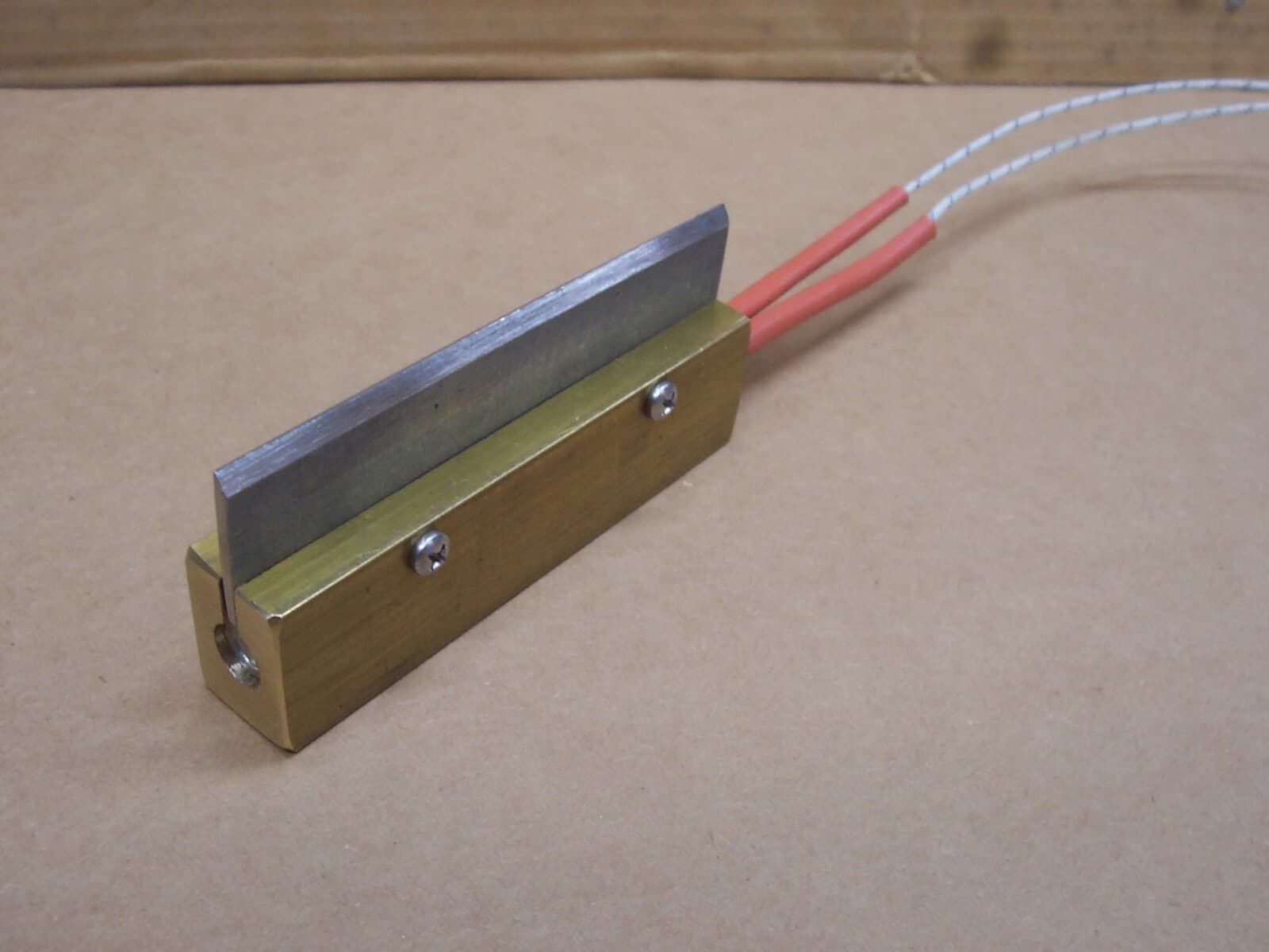 WEBBING CUTTER REPLACEMENT 4" BLADE ASS'Y/HEATING UNIT