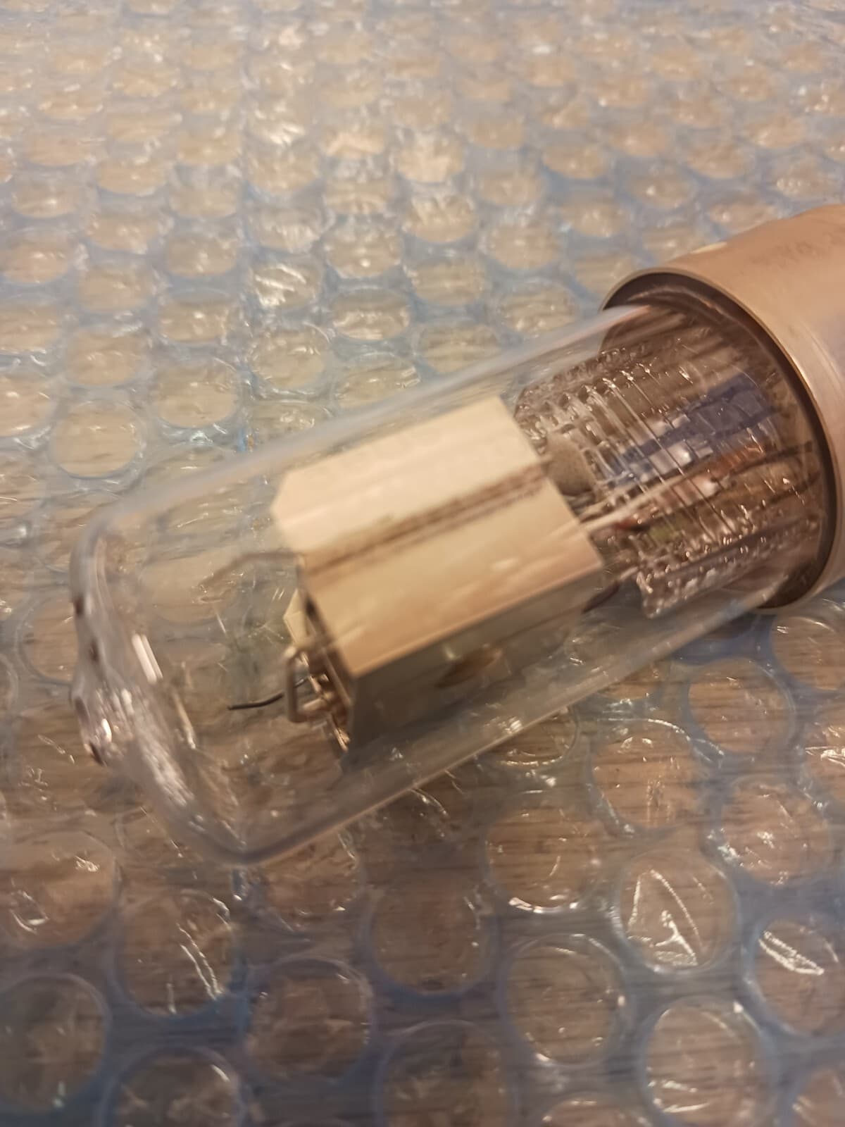 Heraeus DO 405 J-56066930 Deuterium Lamp 2