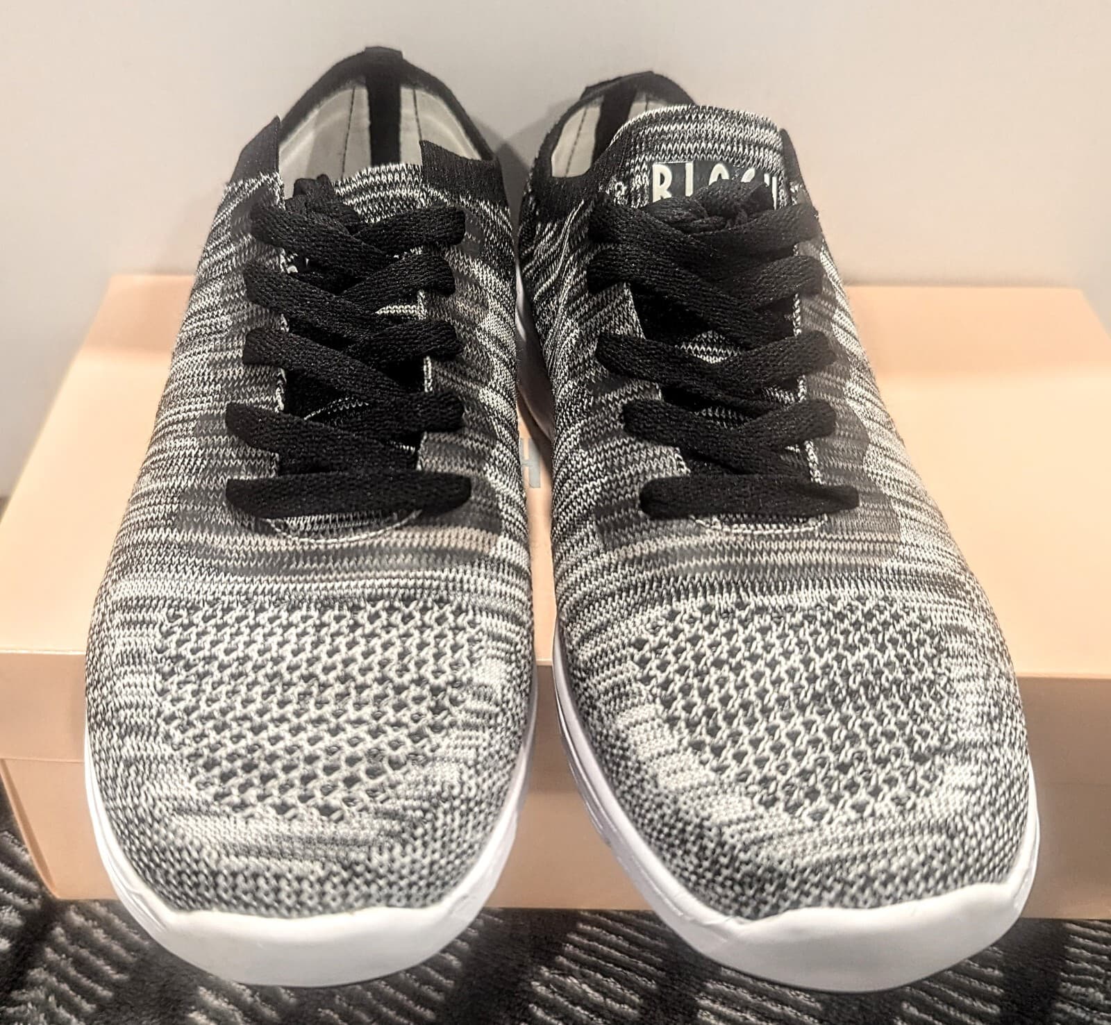 Bloch Omnia S0926L Adult Fitness/Dance Sneaker Size Ladies 7.5/Street Shoe 7 2