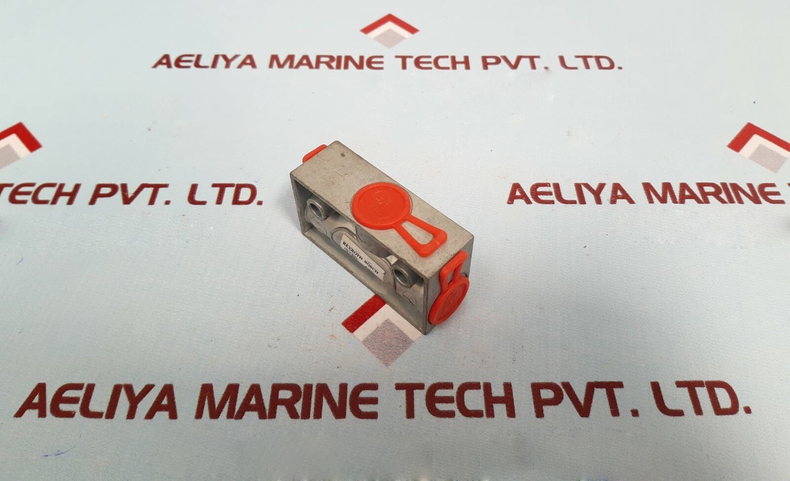 REXROTH 5340.170.000 Block Pneumatic Shuttle Valve 685