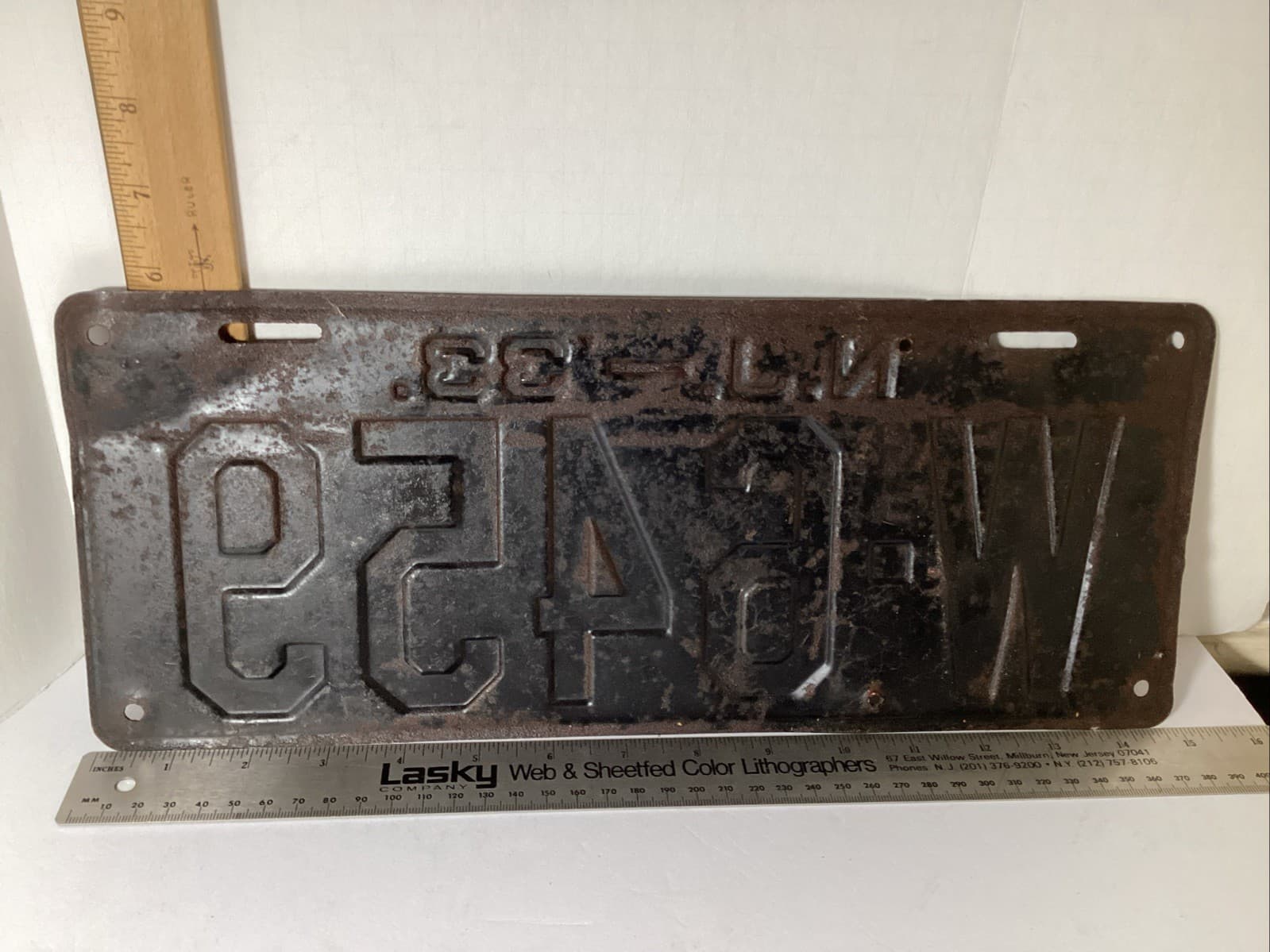 1933 New Jersey Passenger Car License Plate W 6459 2