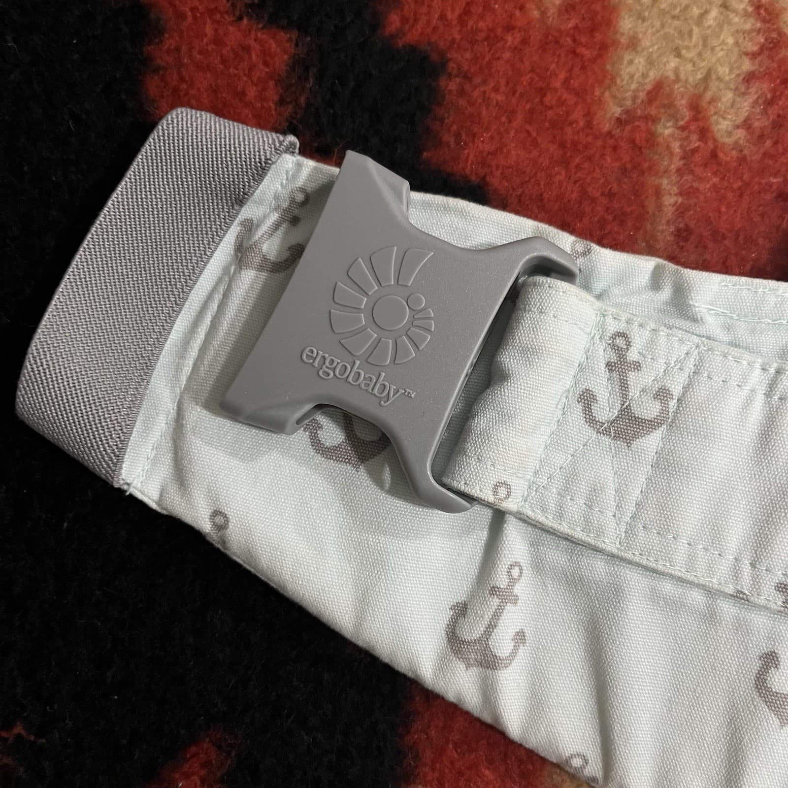 ERGO baby Original Collection Baby Carrier Green Gray Anchors Good For Daddy Too 2