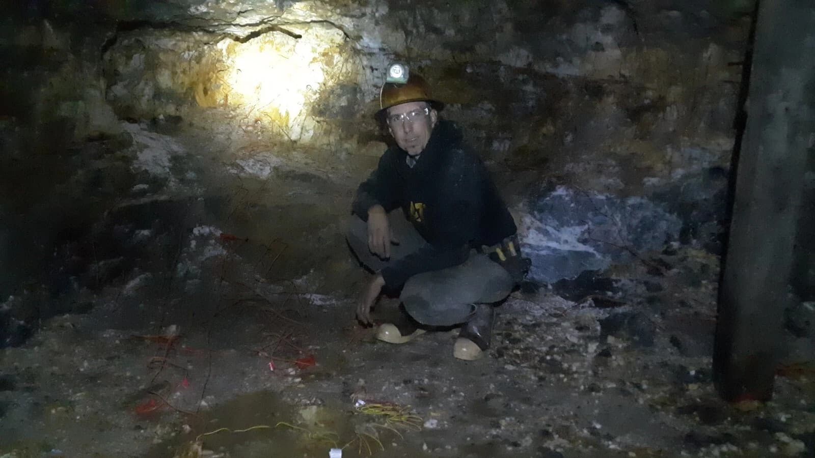 25 lbs Gold Ore From Jason's New Gold Mine! **Muck From The Old Timers** 2