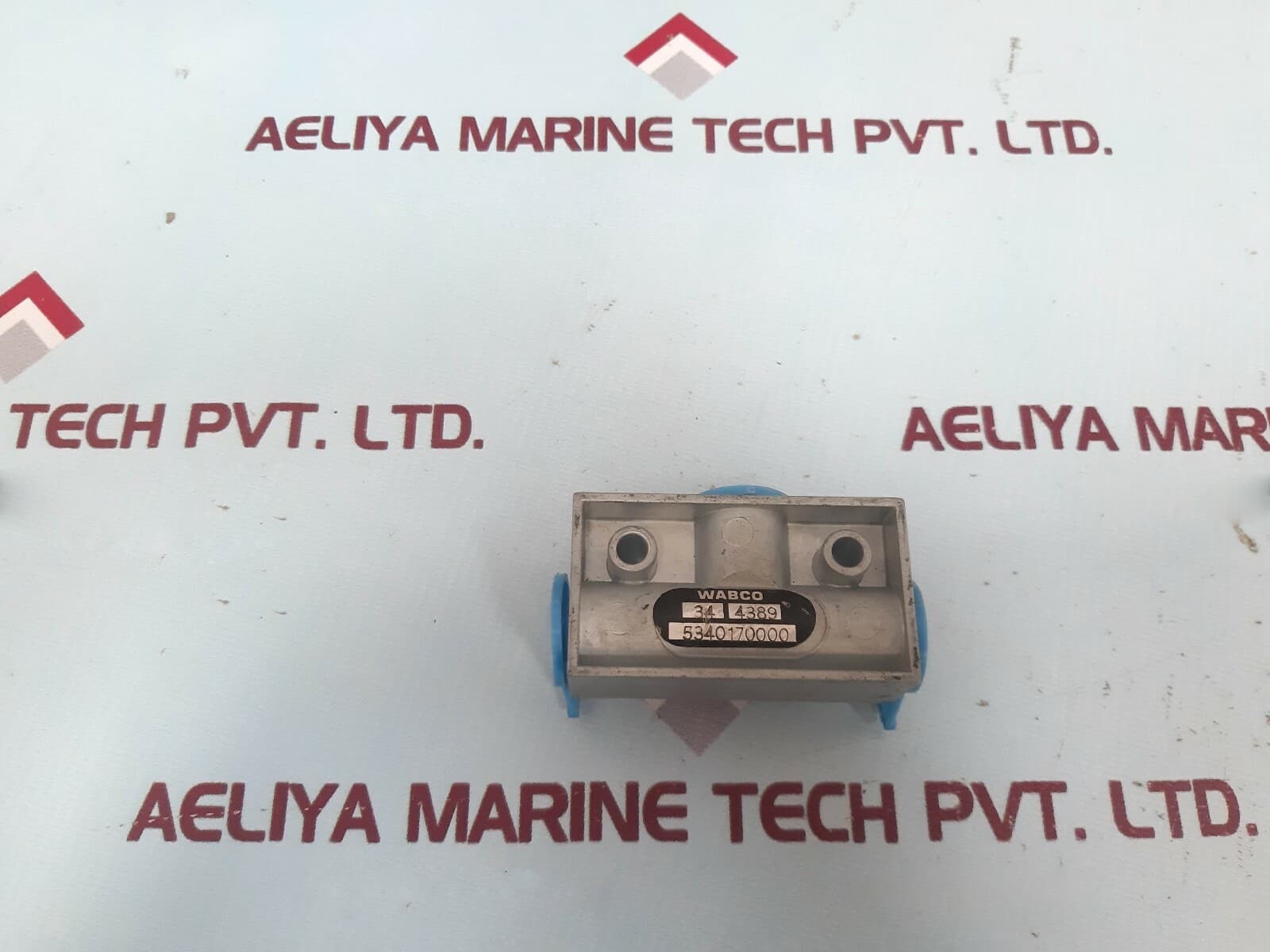 Wabco 5340170000 Pneumatic Shuttle Valve M14X1.5