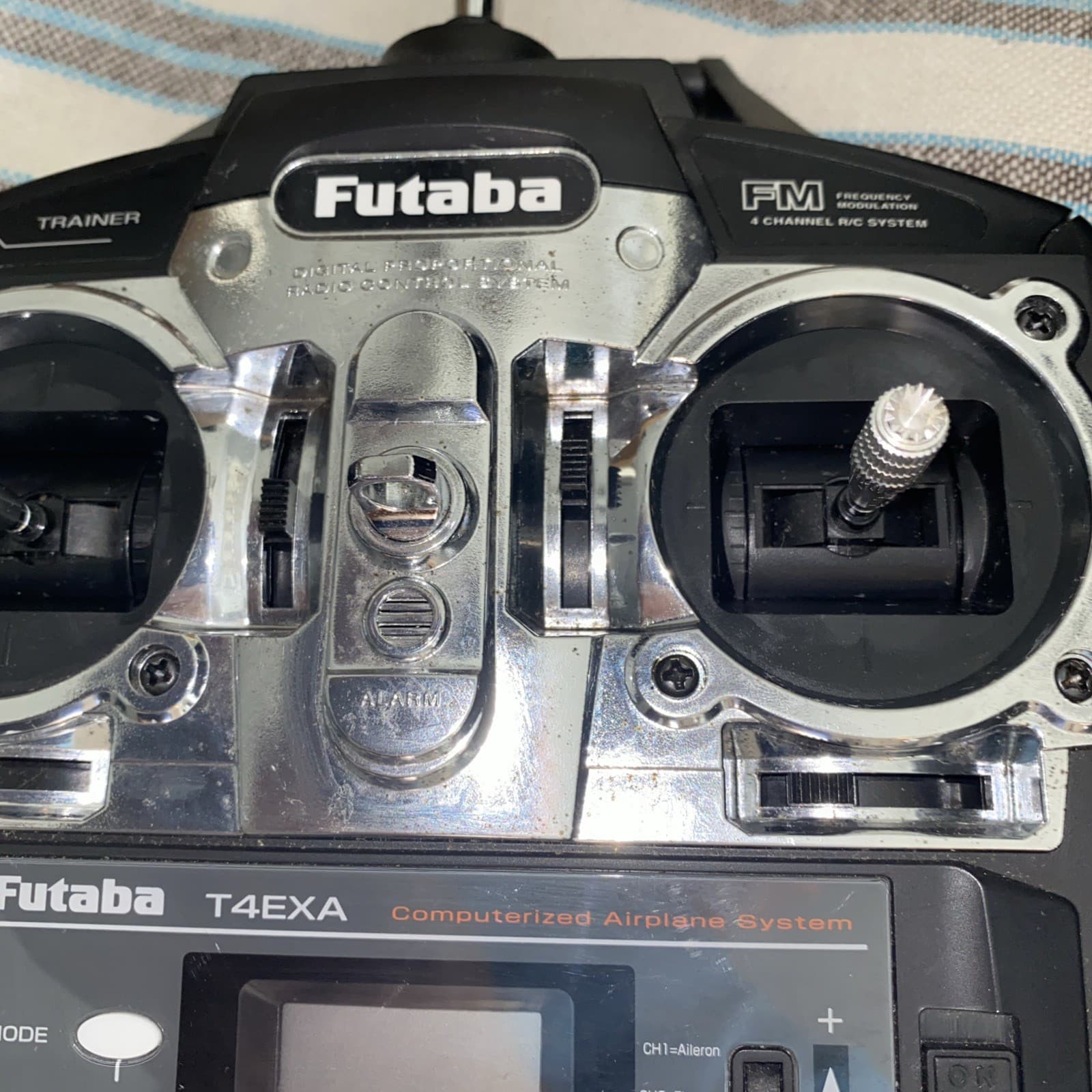 Futaba T4EXA 6-channel Radio Transmitter Controller Plane Airplane RC 6