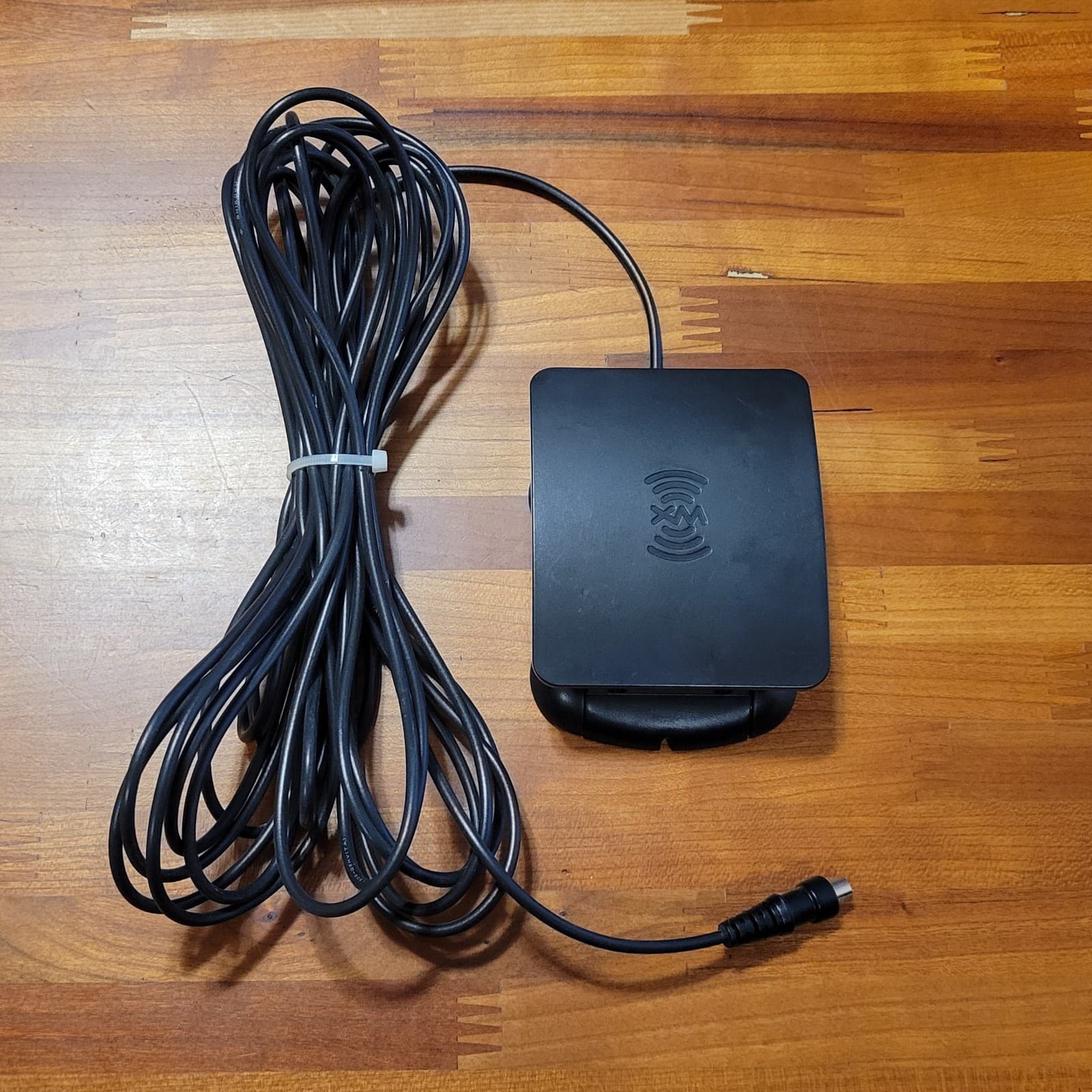 XM Radio Antenna - Indoor