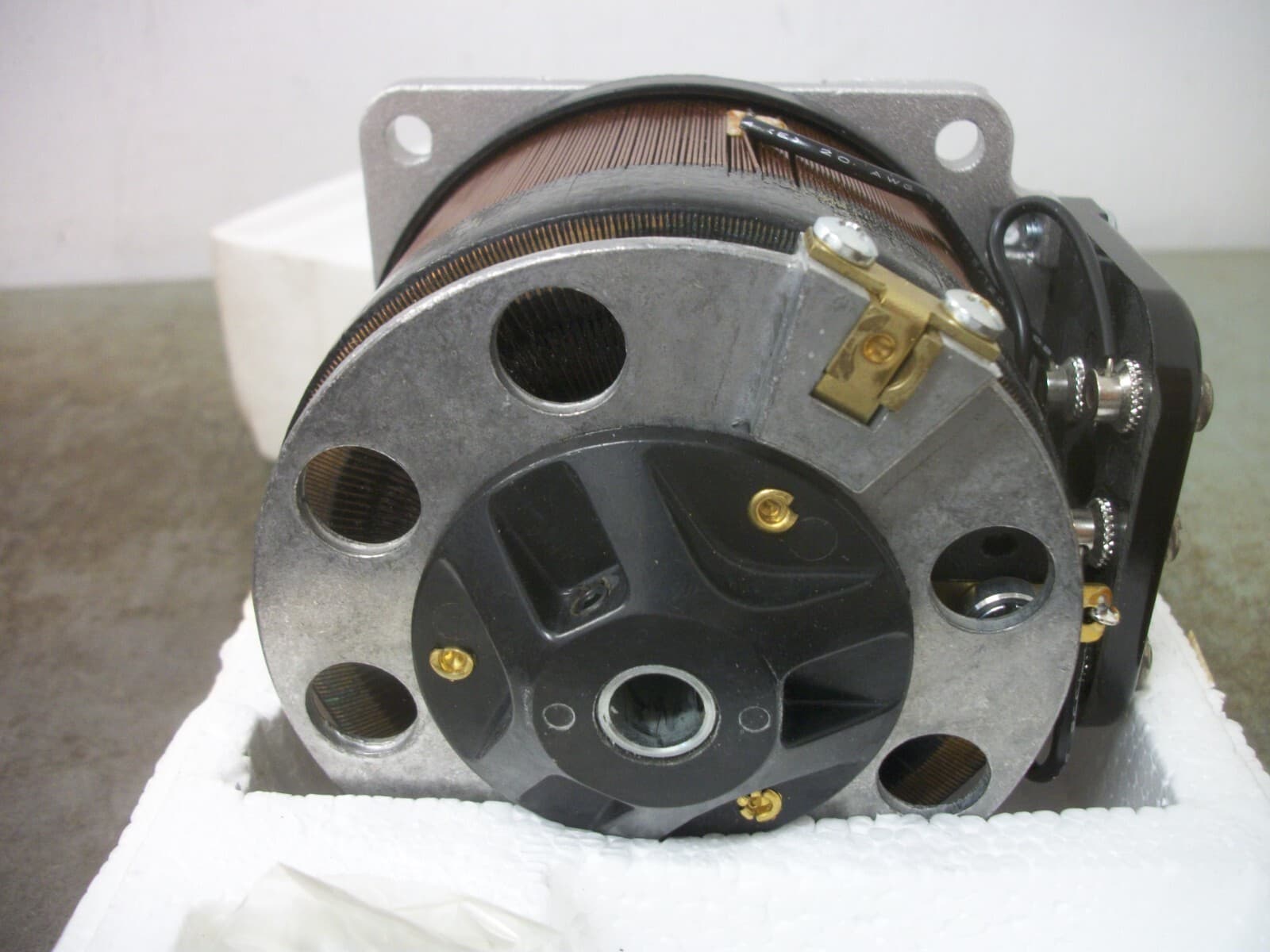 SUPERIOR ELECTRIC POWERSTAT TYPE 21 .70KVA VARIABLE AUTOTRANSFORMER NEW 4