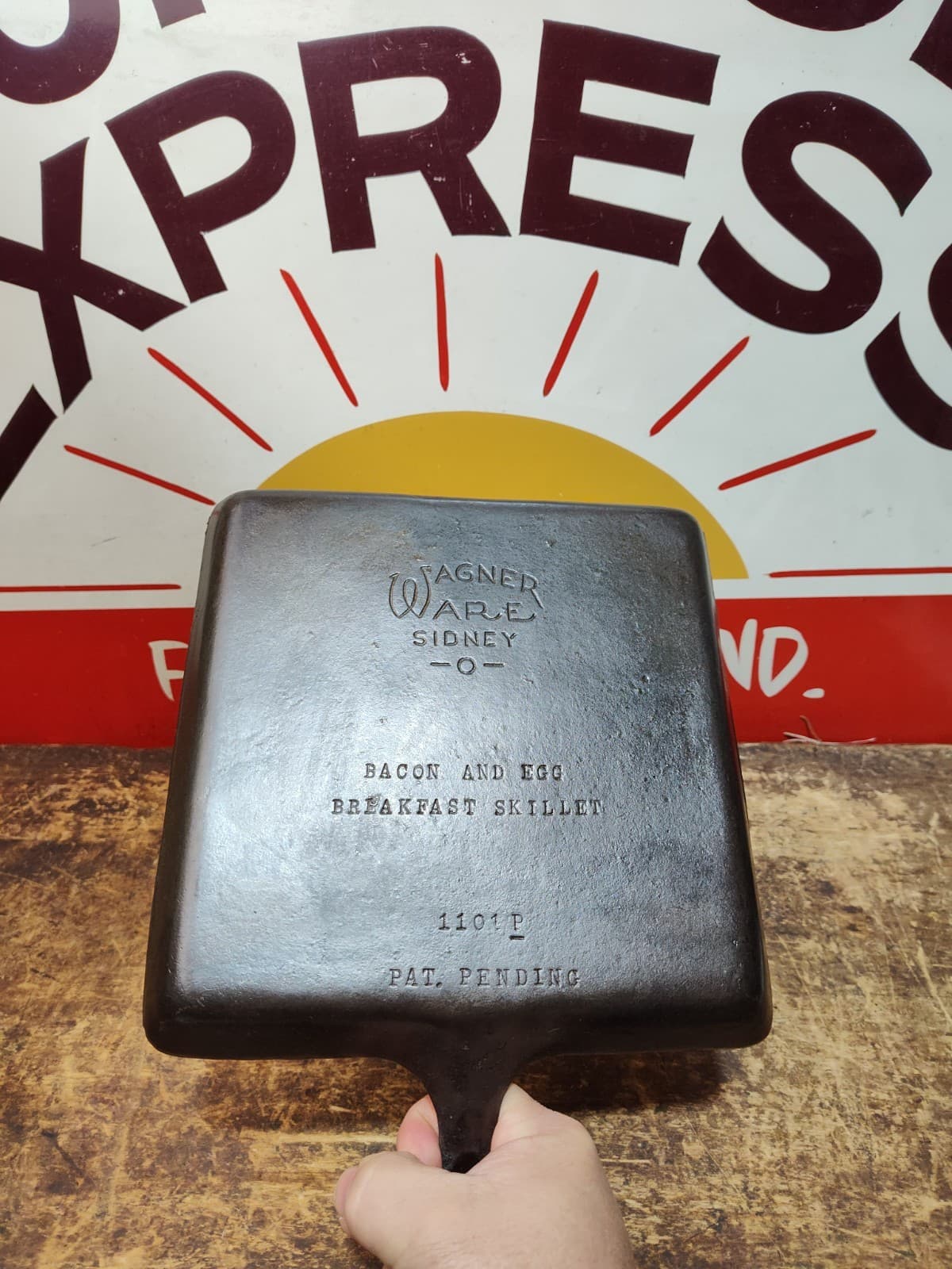 "Fully Restored" Wagner Cast Iron Breakfast Skillet Pan Early Logo Flat