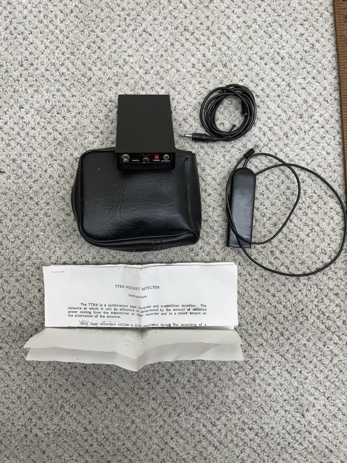 REI TDR-800 Bug Detector RF Detector TTRD Pocket detector spy tool spy rig cool