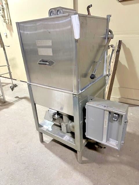 "HOBART AM-11" NATURAL GAS HIGH TEMP LEFT-RIGHT DOOR TYPE DISHWASHER