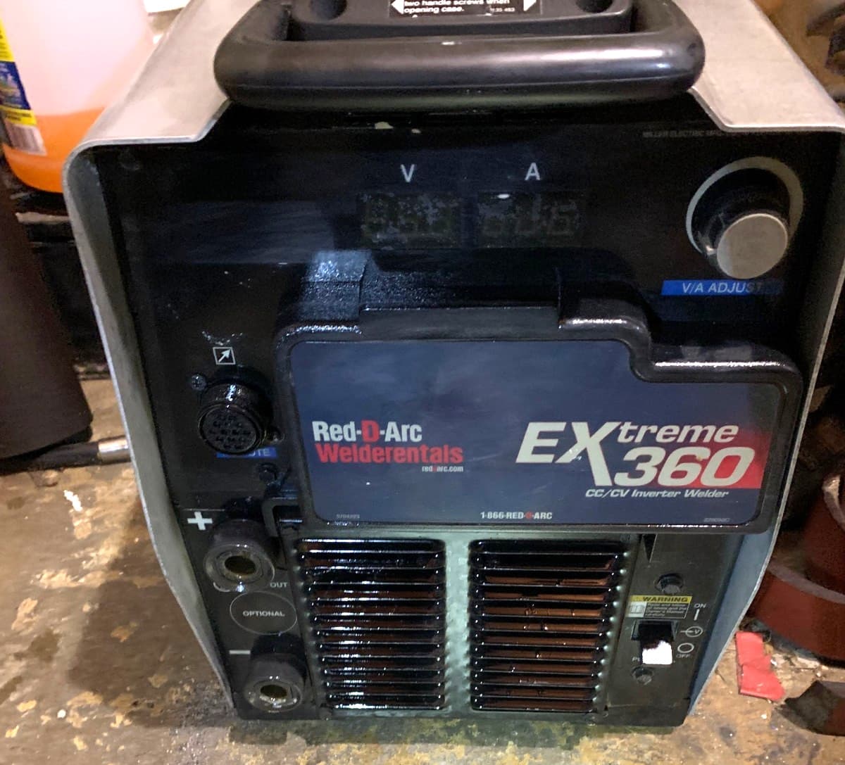 Red D Arc EXTREME 360 by Miller CC/CV Similar to XMT 350 Connect to 220V or 480V