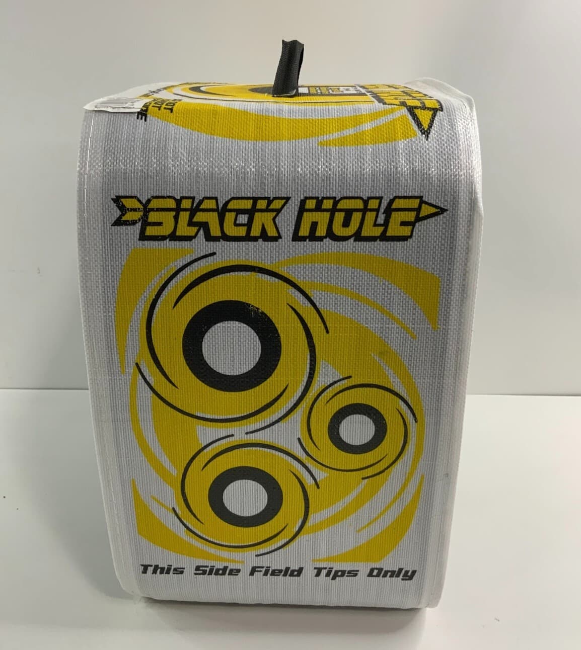 Field Logic Black Hole Archery Target 18″ B61110 2