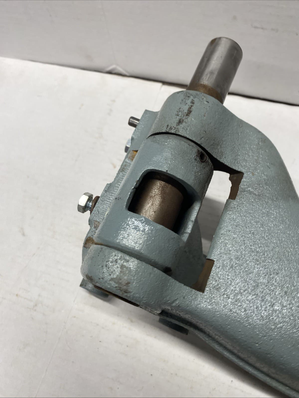 Delta Unisaw Table Saw Md 34-801 Bracket 422-04-014R-2001   LTA-407 DRS-20 2