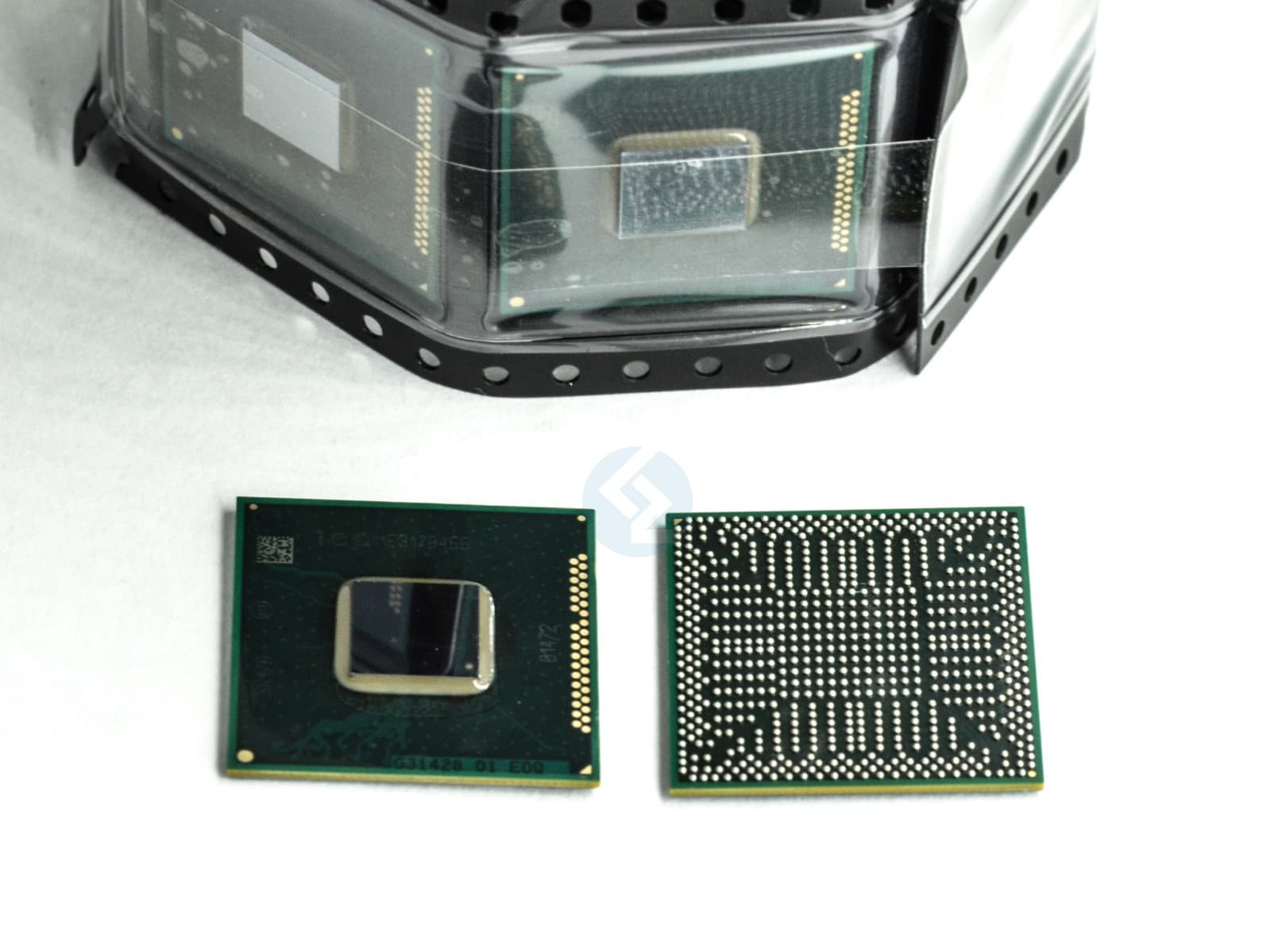 1 PCS NEW Intel SR17D DH82HM87 BGA Chip Chipset With Solder Balls 4